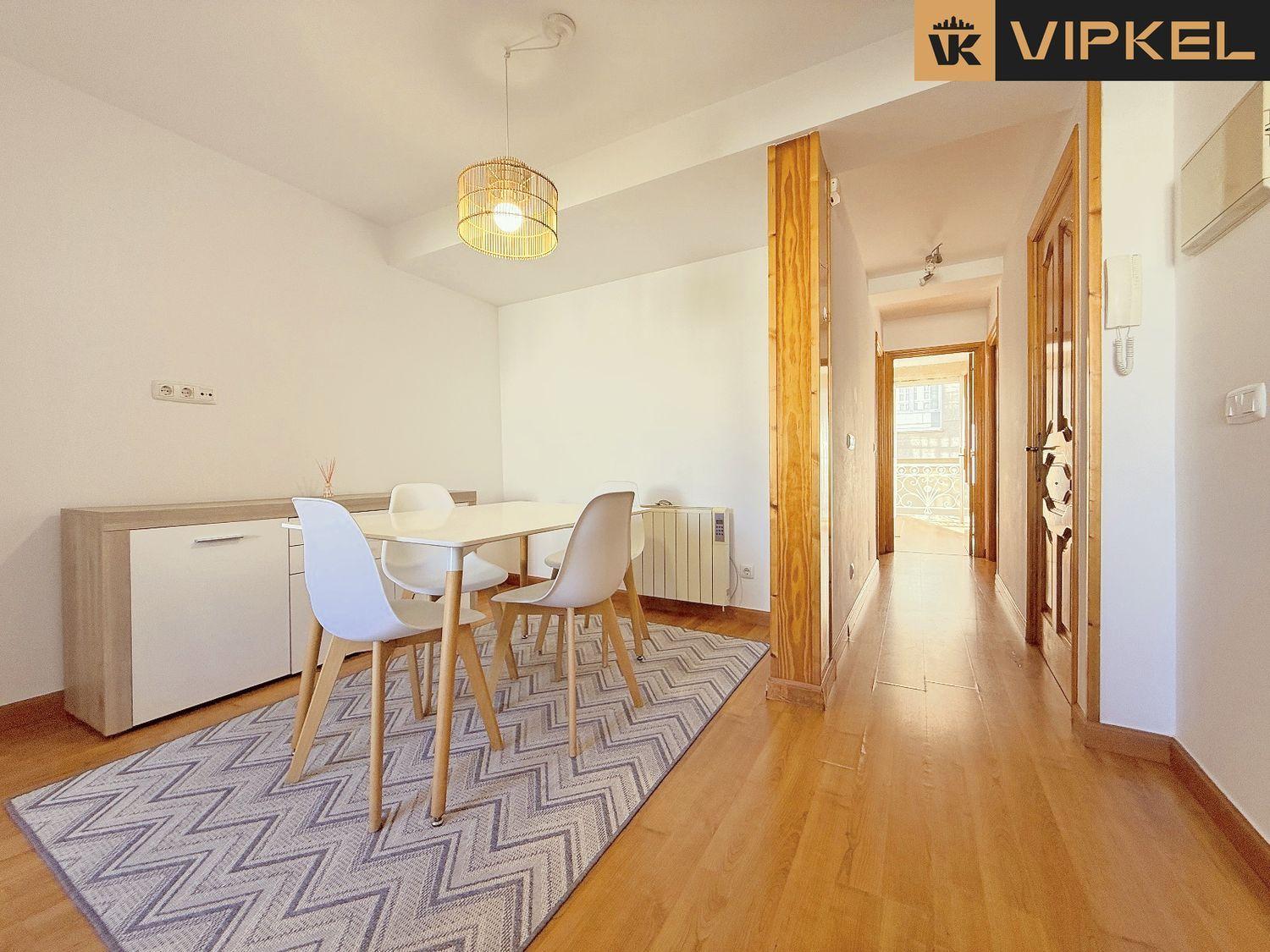 Flat for Sale in Ferrol