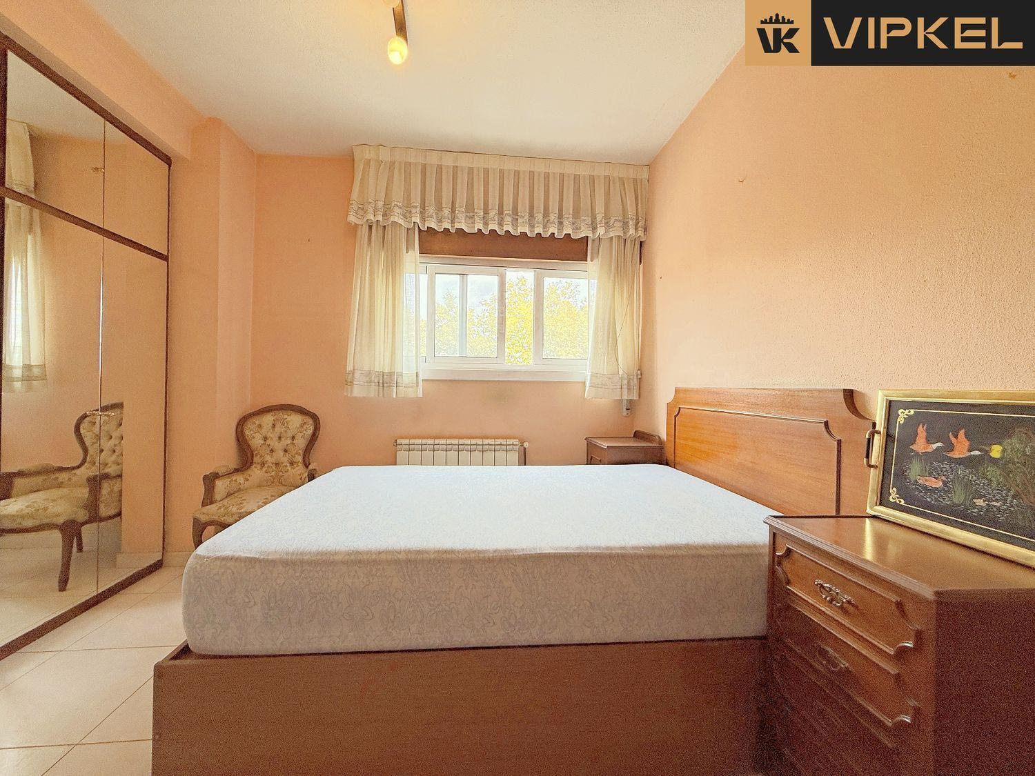 Flat for Sale in La Coruña