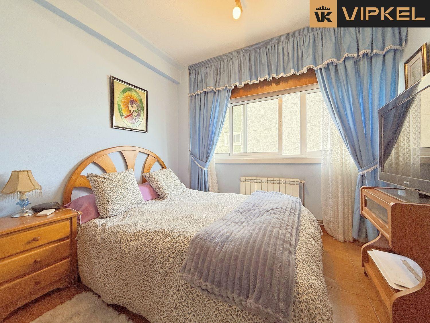 Flat for Sale in La Coruña