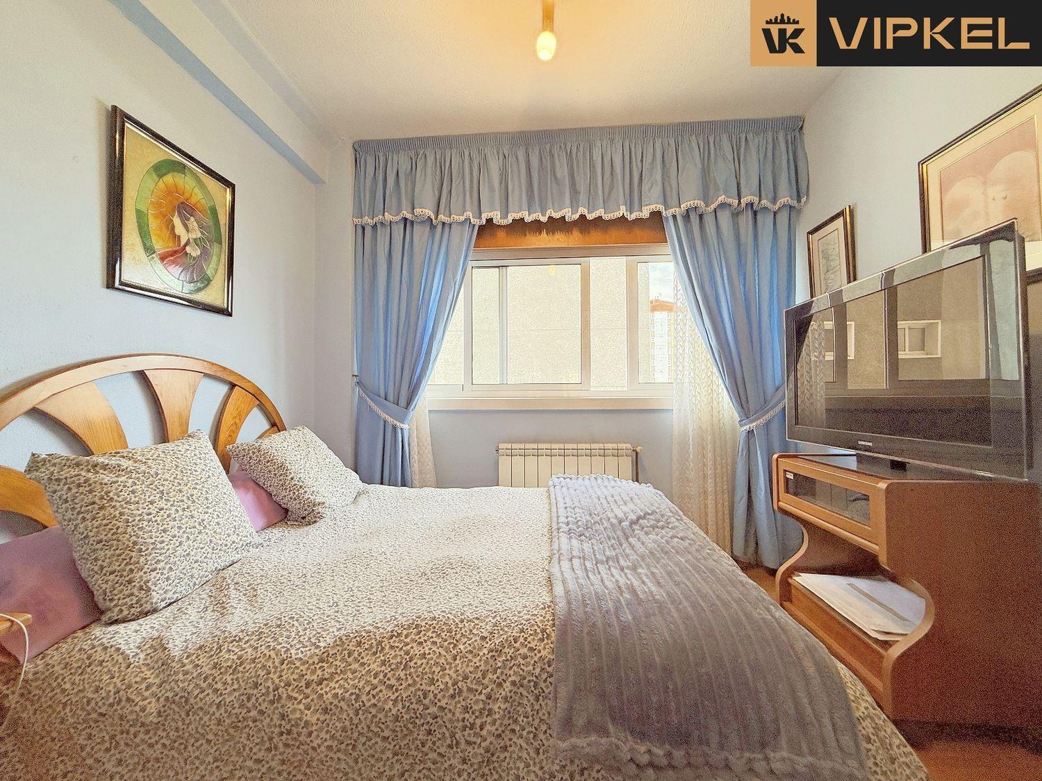 Flat for Sale in La Coruña