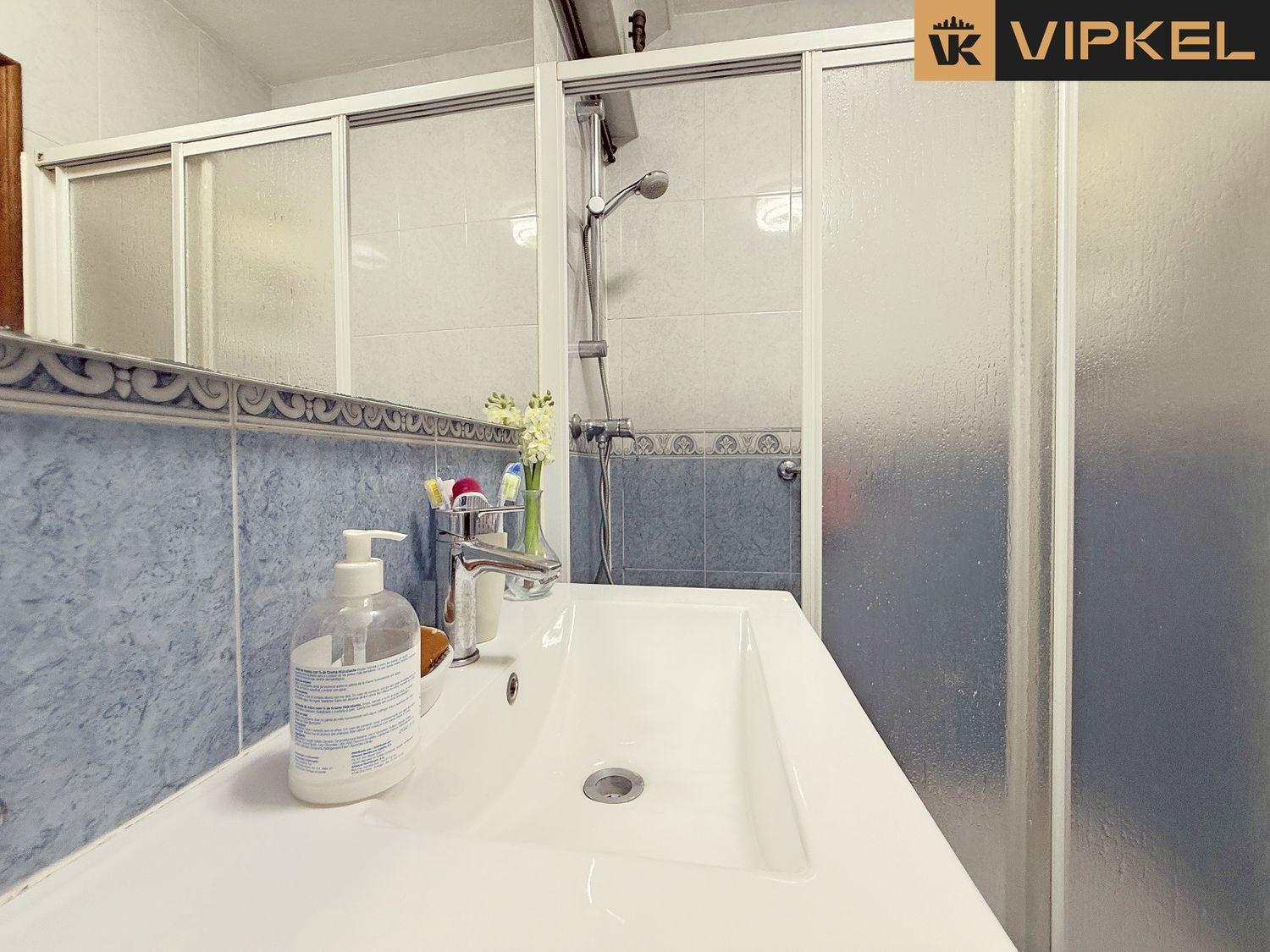 Flat for Sale in La Coruña