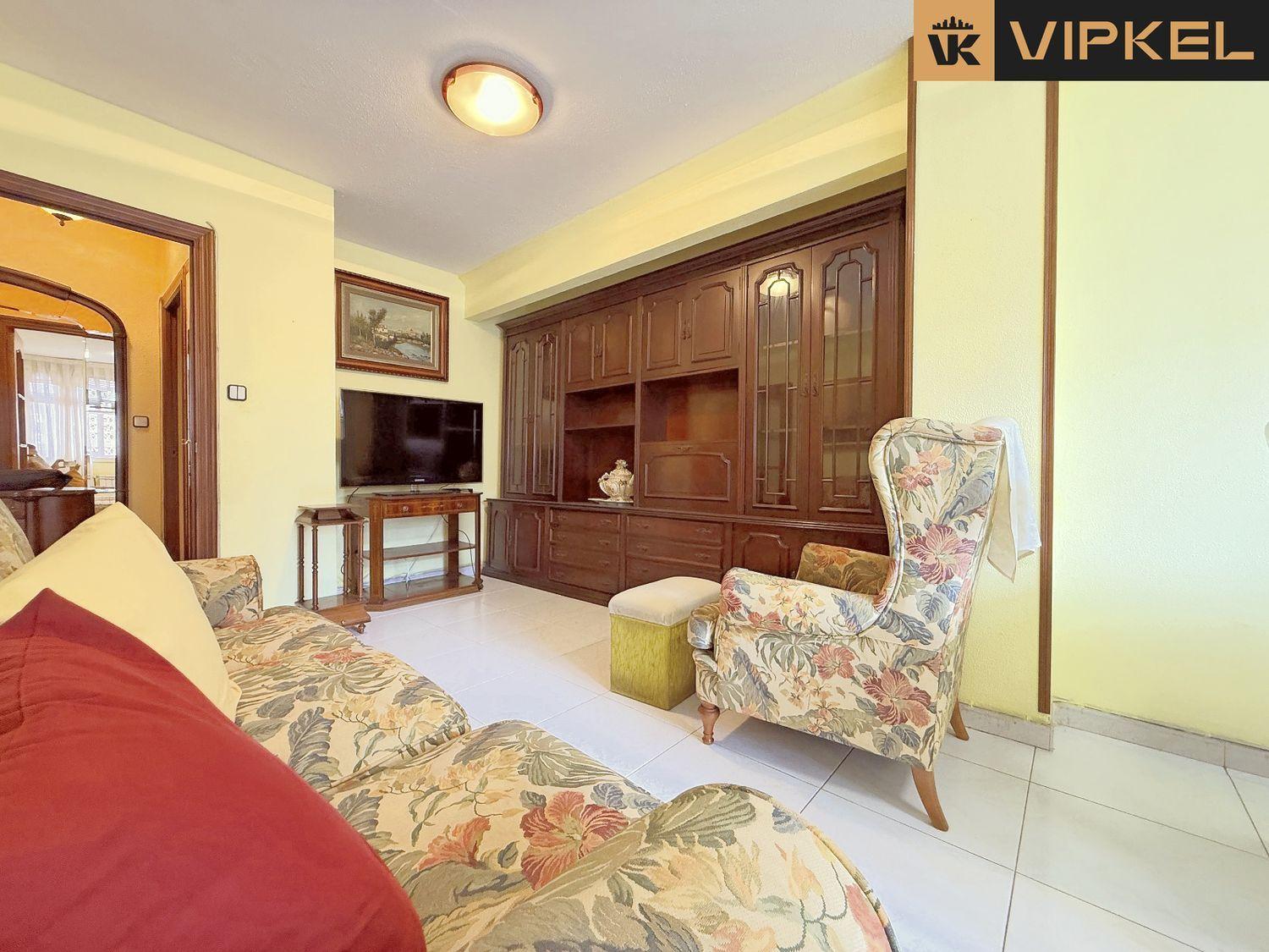 Flat for Sale in La Coruña
