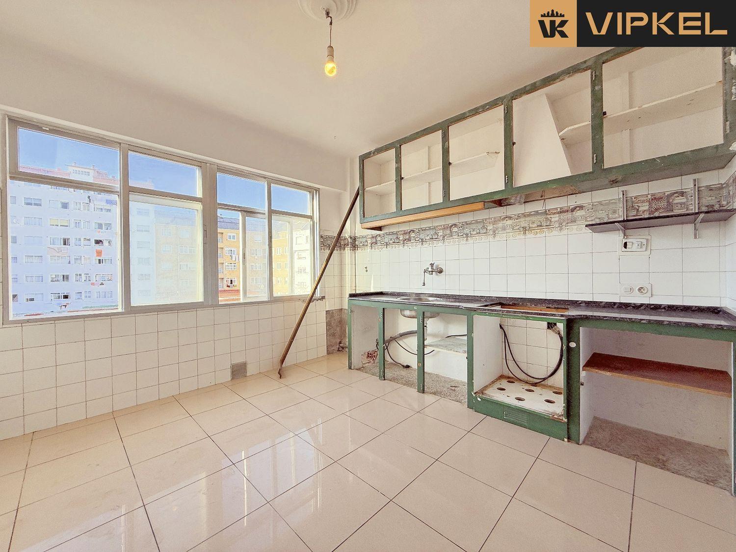 Flat for Sale in Ferrol