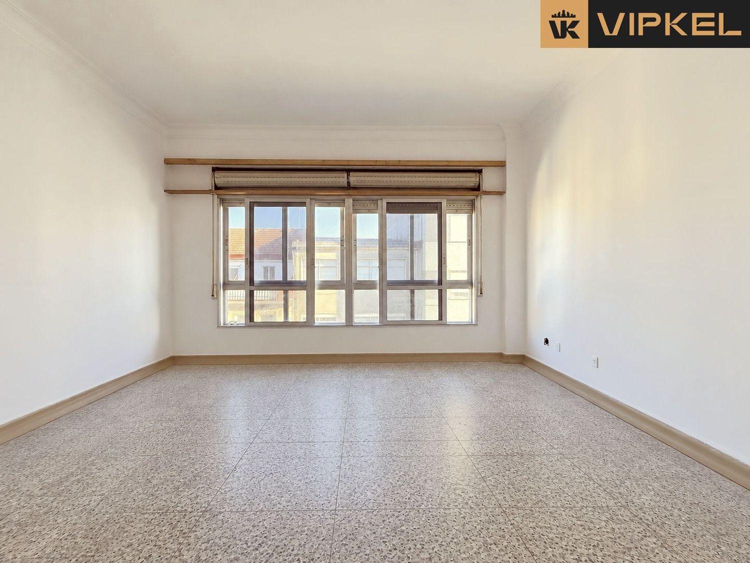 Flat for Sale in Ferrol
