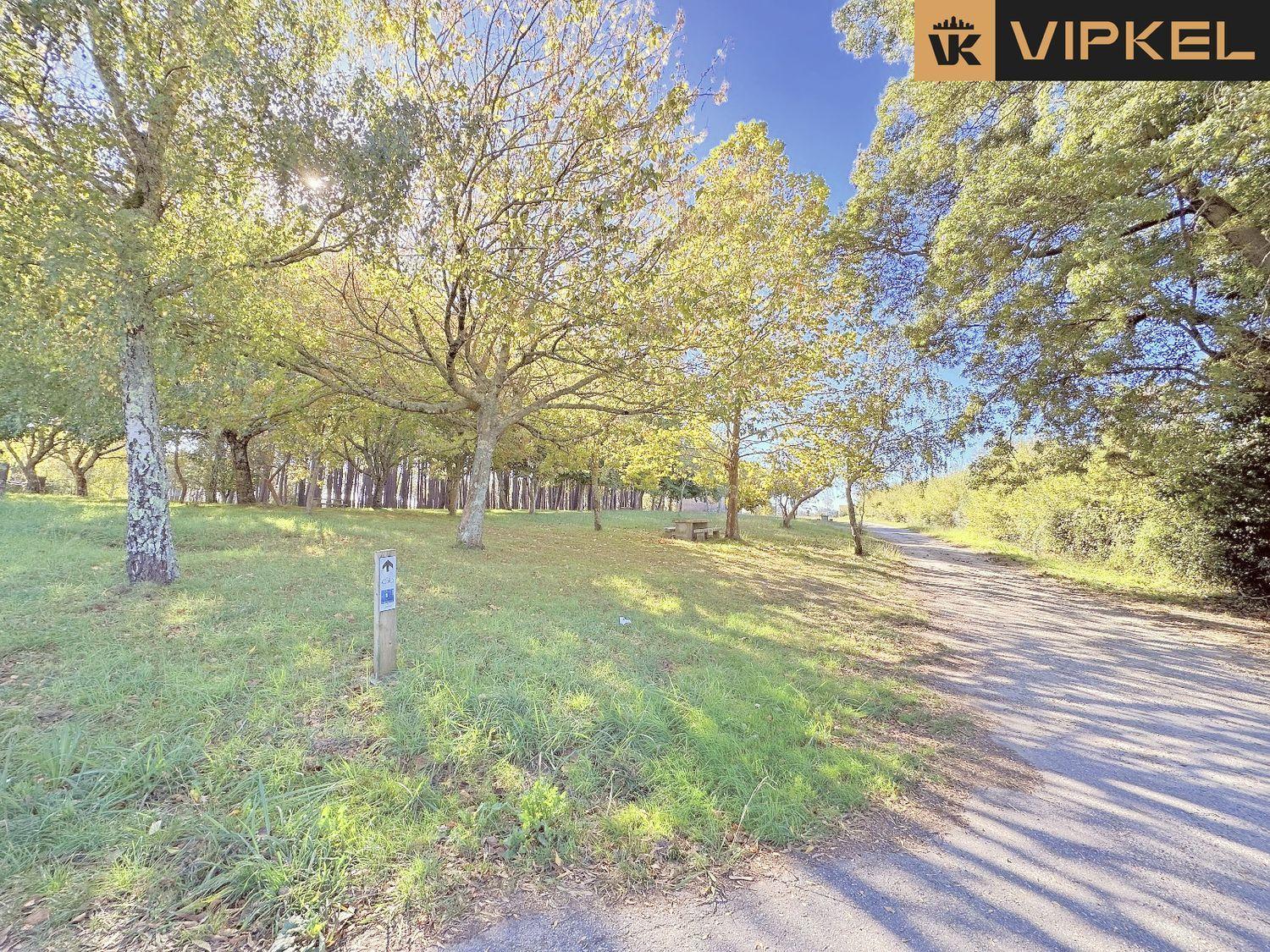 Building Site for Sale in Boiro