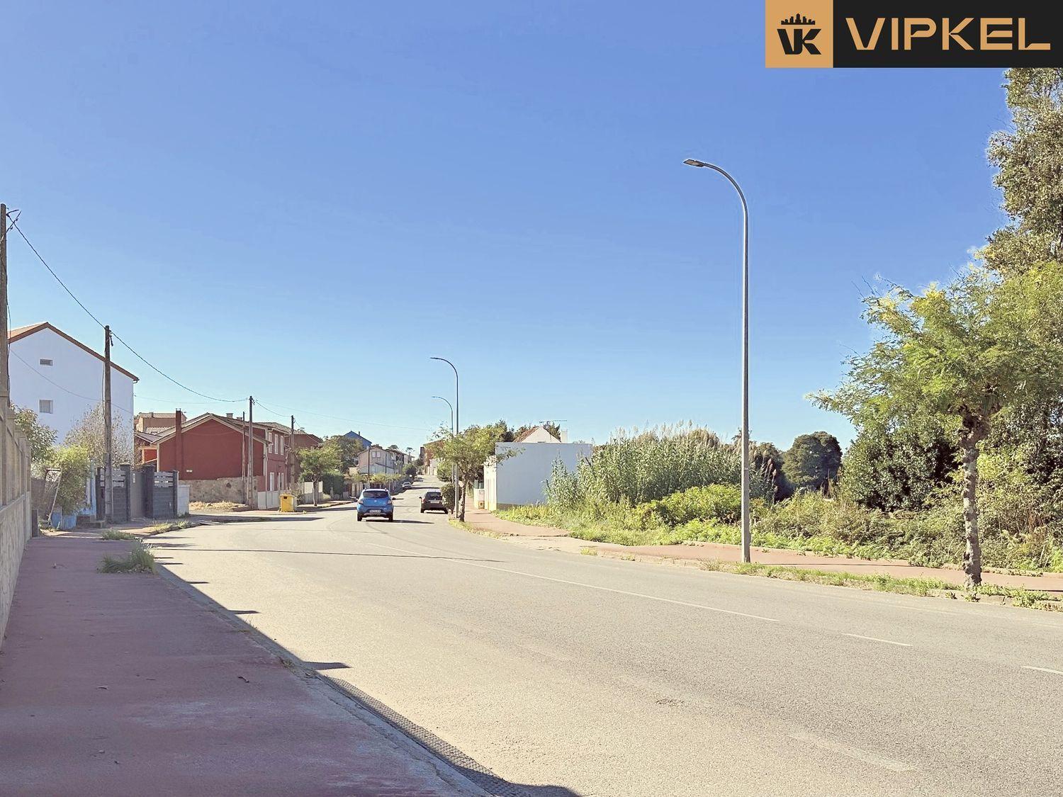 Plot for Sale in Boiro