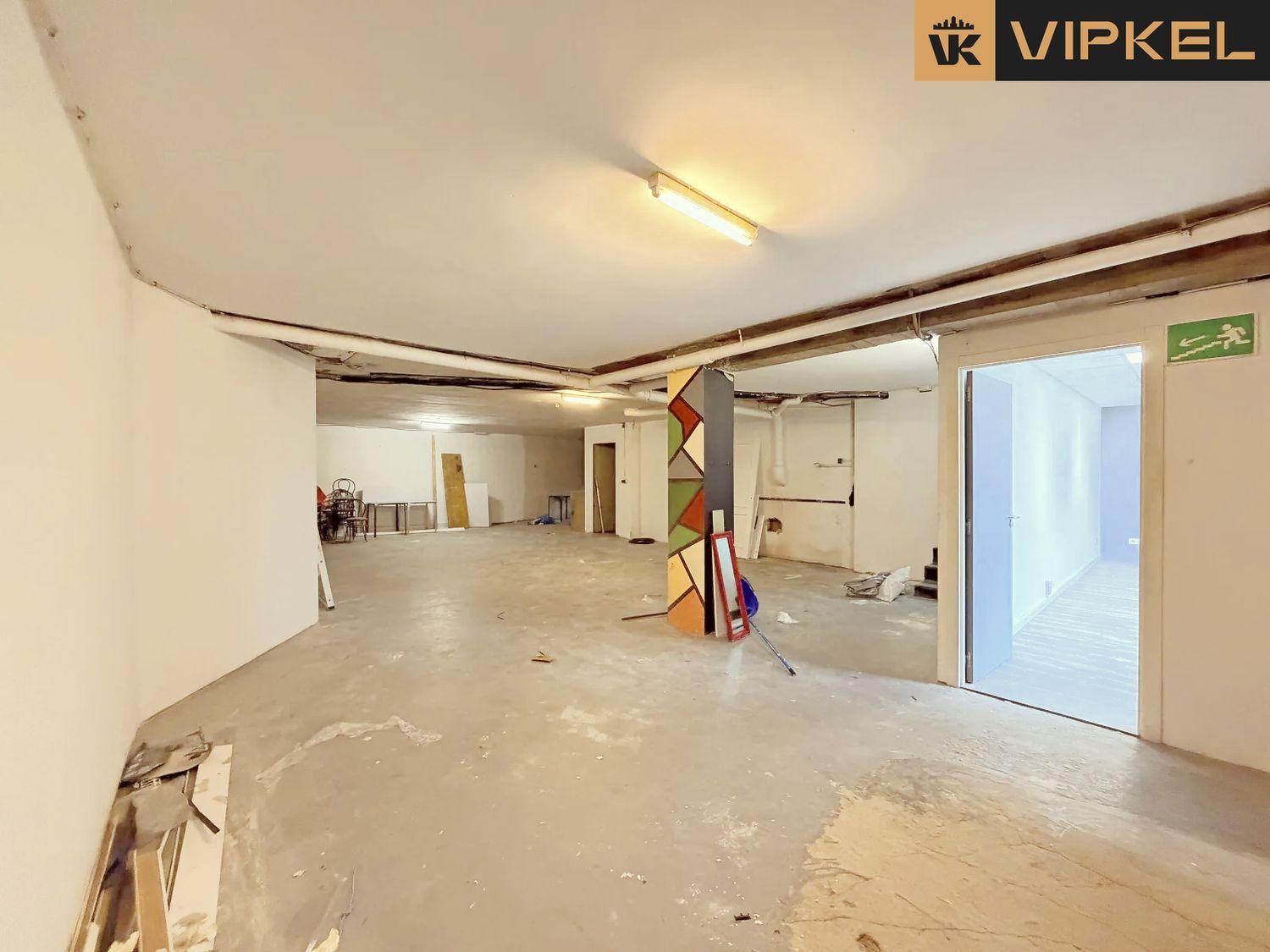 Premise for Rent in La Coruña