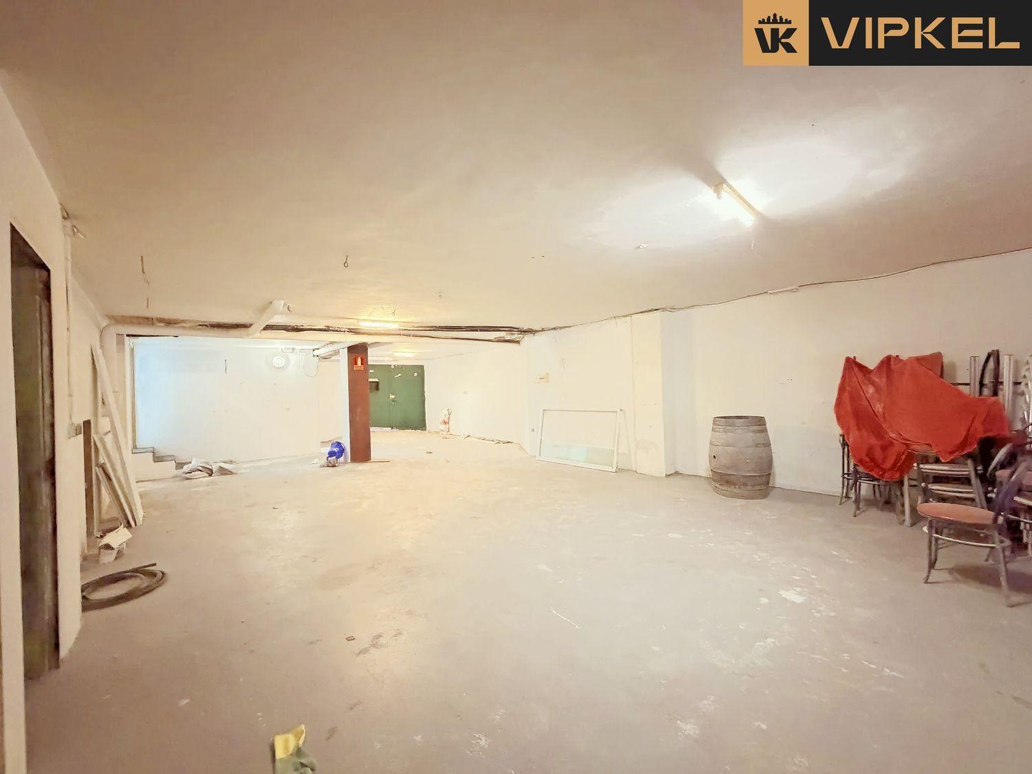 Premise for Rent in La Coruña
