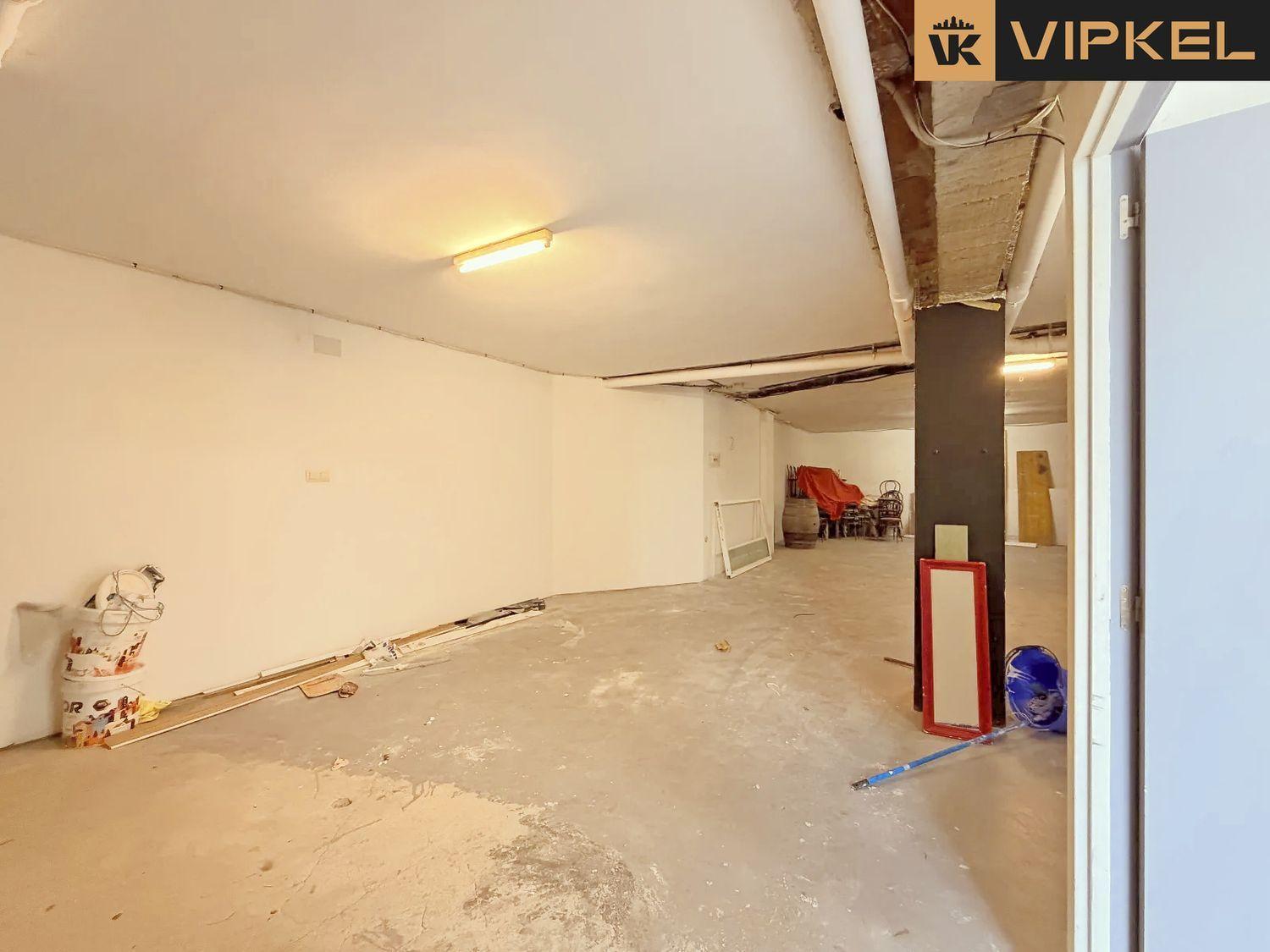 Premise for Rent in La Coruña