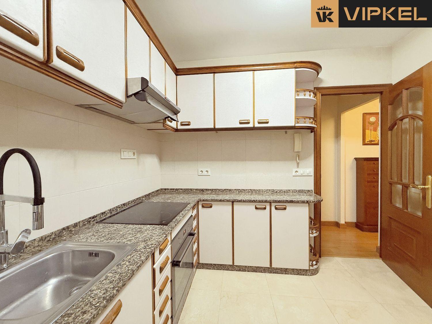 Flat for Sale in Ferrol