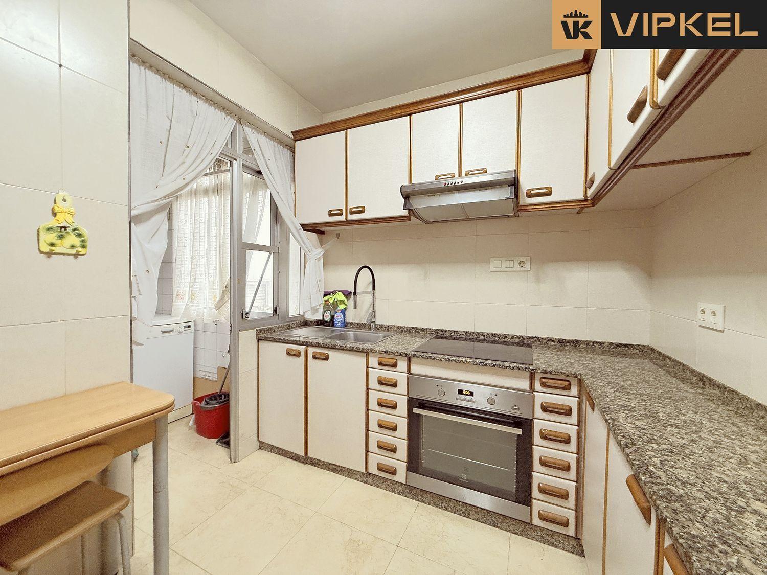 Flat for Sale in Ferrol