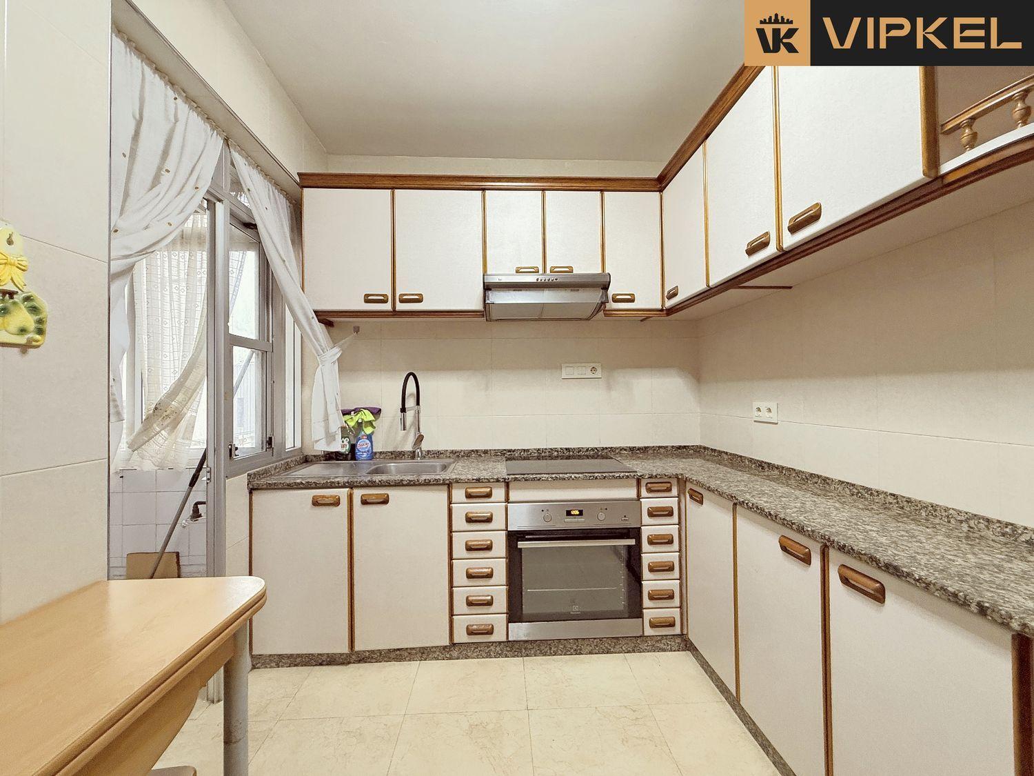 Flat for Sale in Ferrol