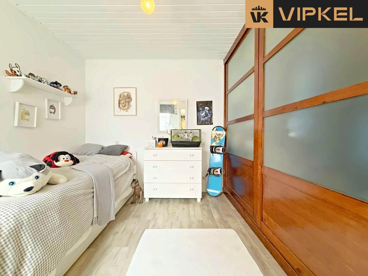 Flat for Sale in La Coruña