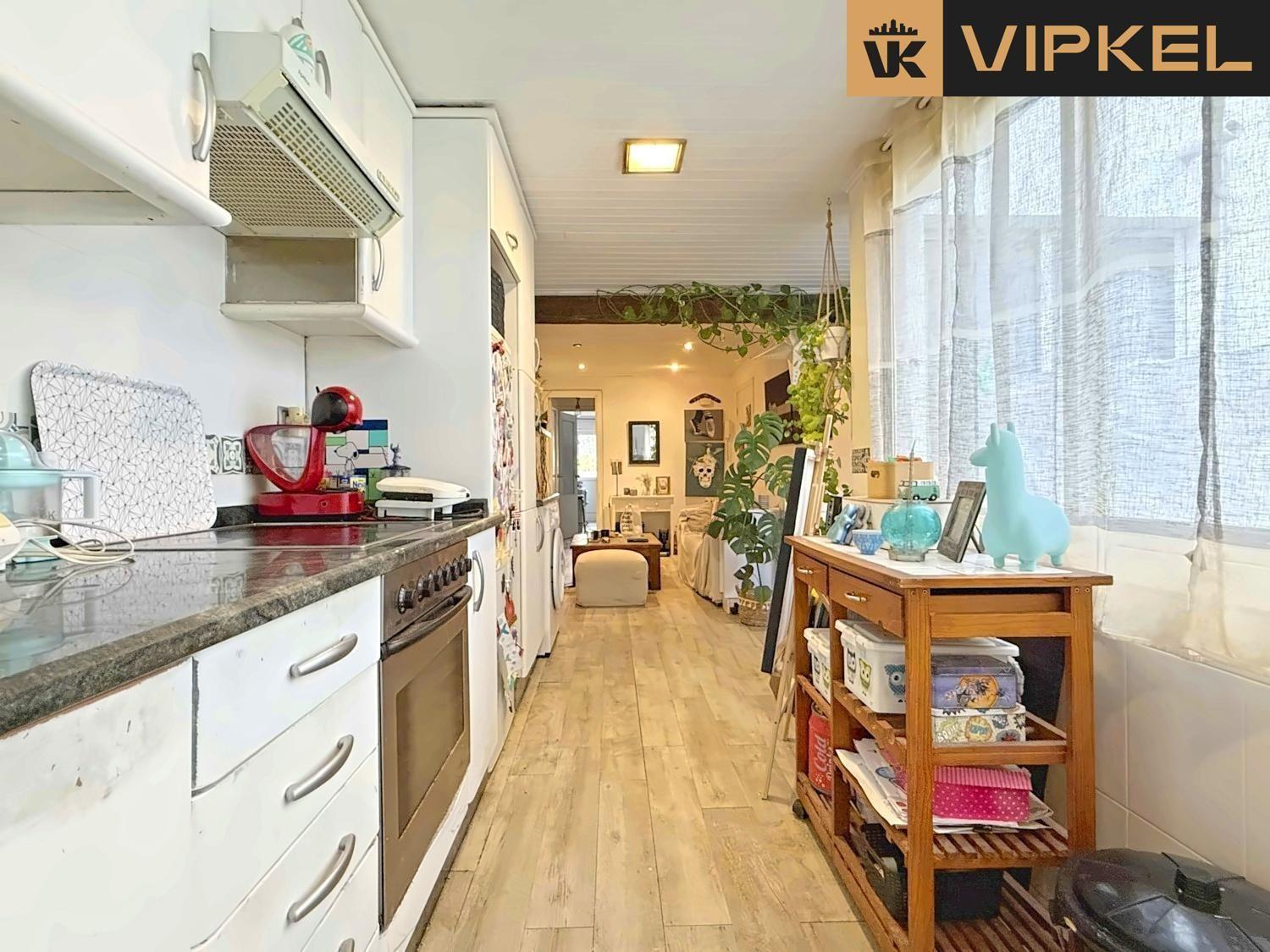 Flat for Sale in La Coruña