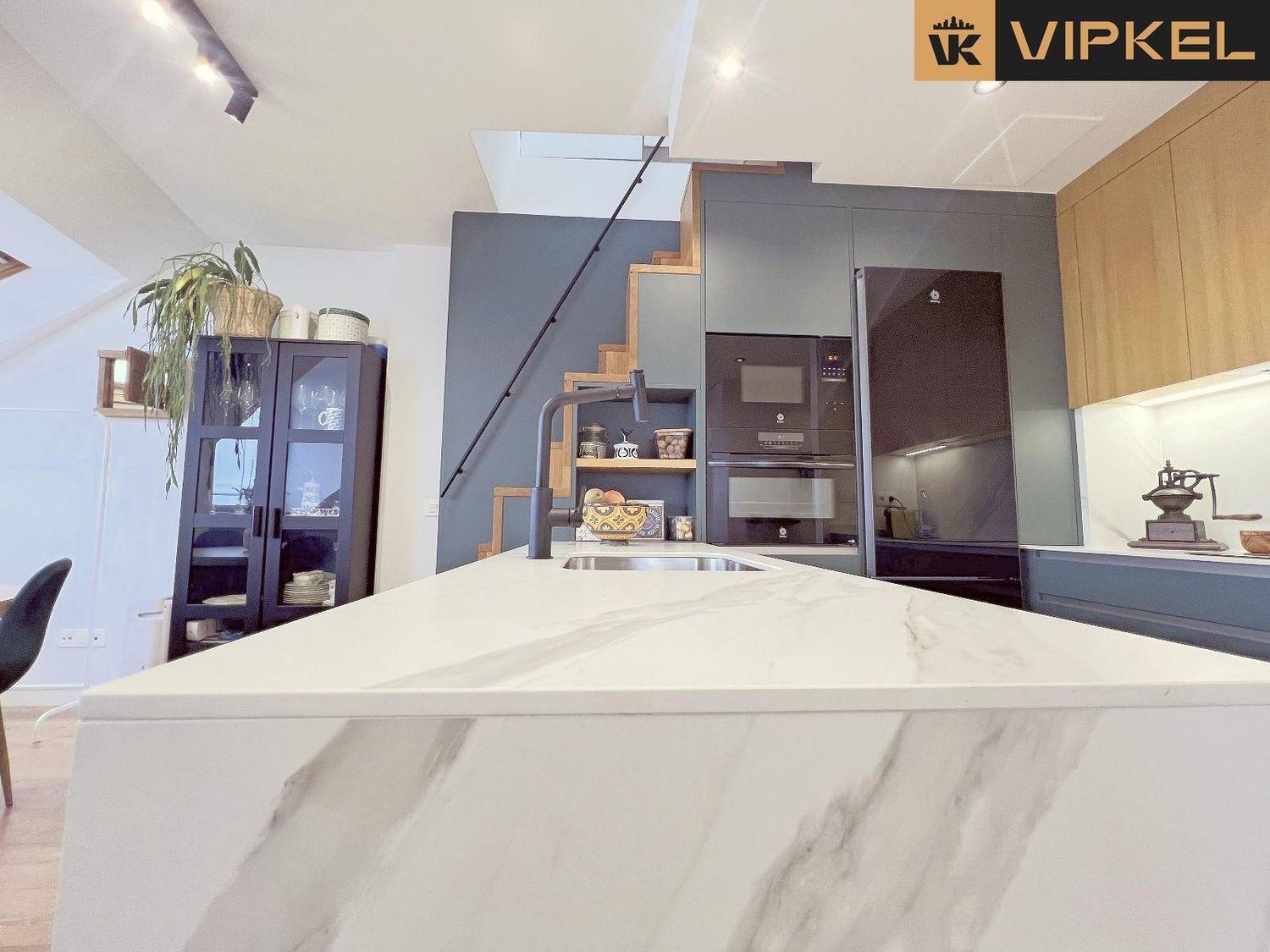 Penthouse for Sale in La Coruña