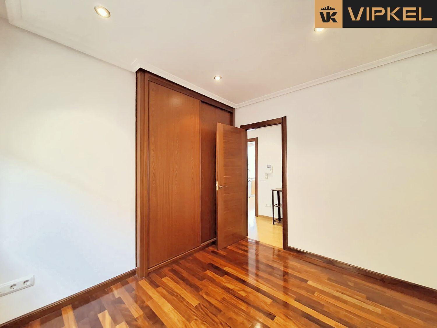 Penthouse for Rent in Ferrol