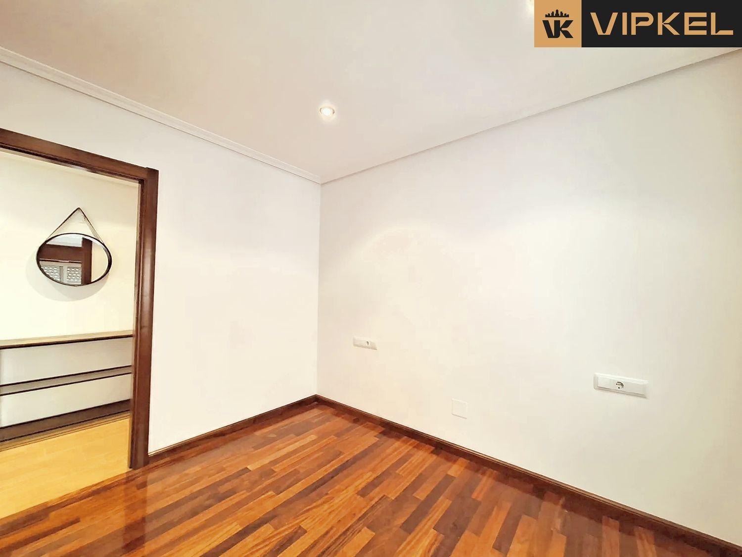 Penthouse for Rent in Ferrol
