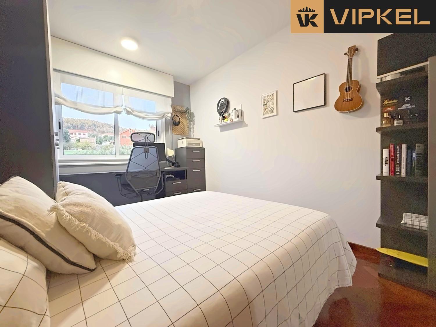 Flat for Sale in Arteixo