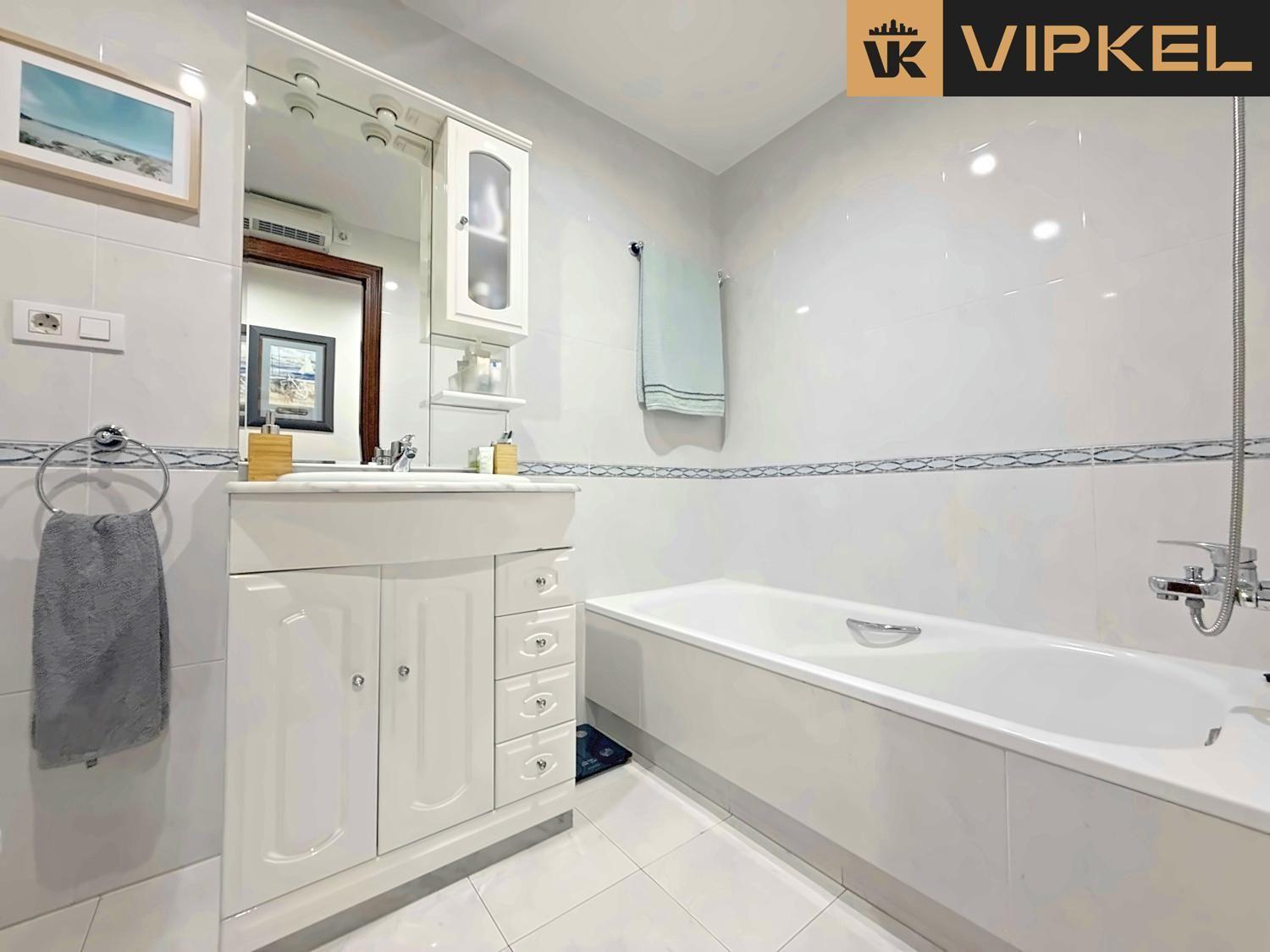 Flat for Sale in Arteixo