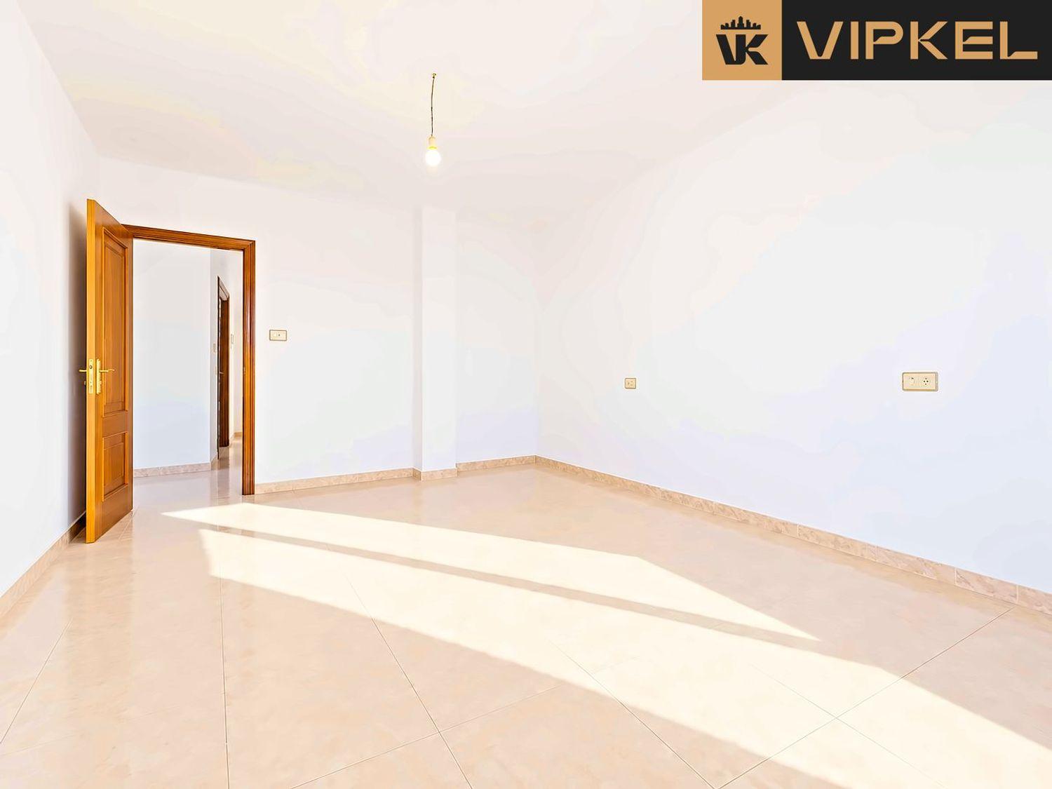 Flat for Sale in Muros
