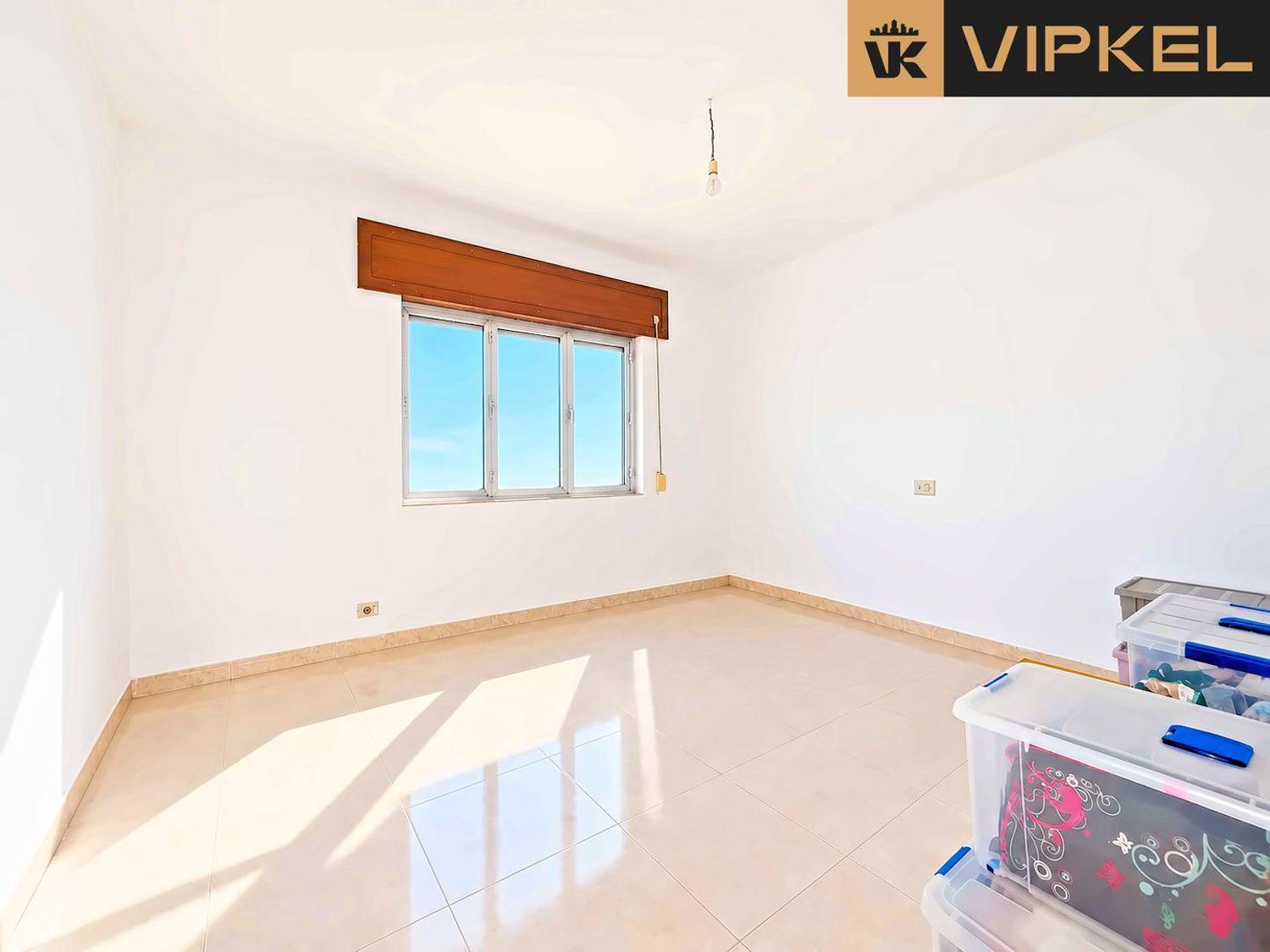 Flat for Sale in Muros