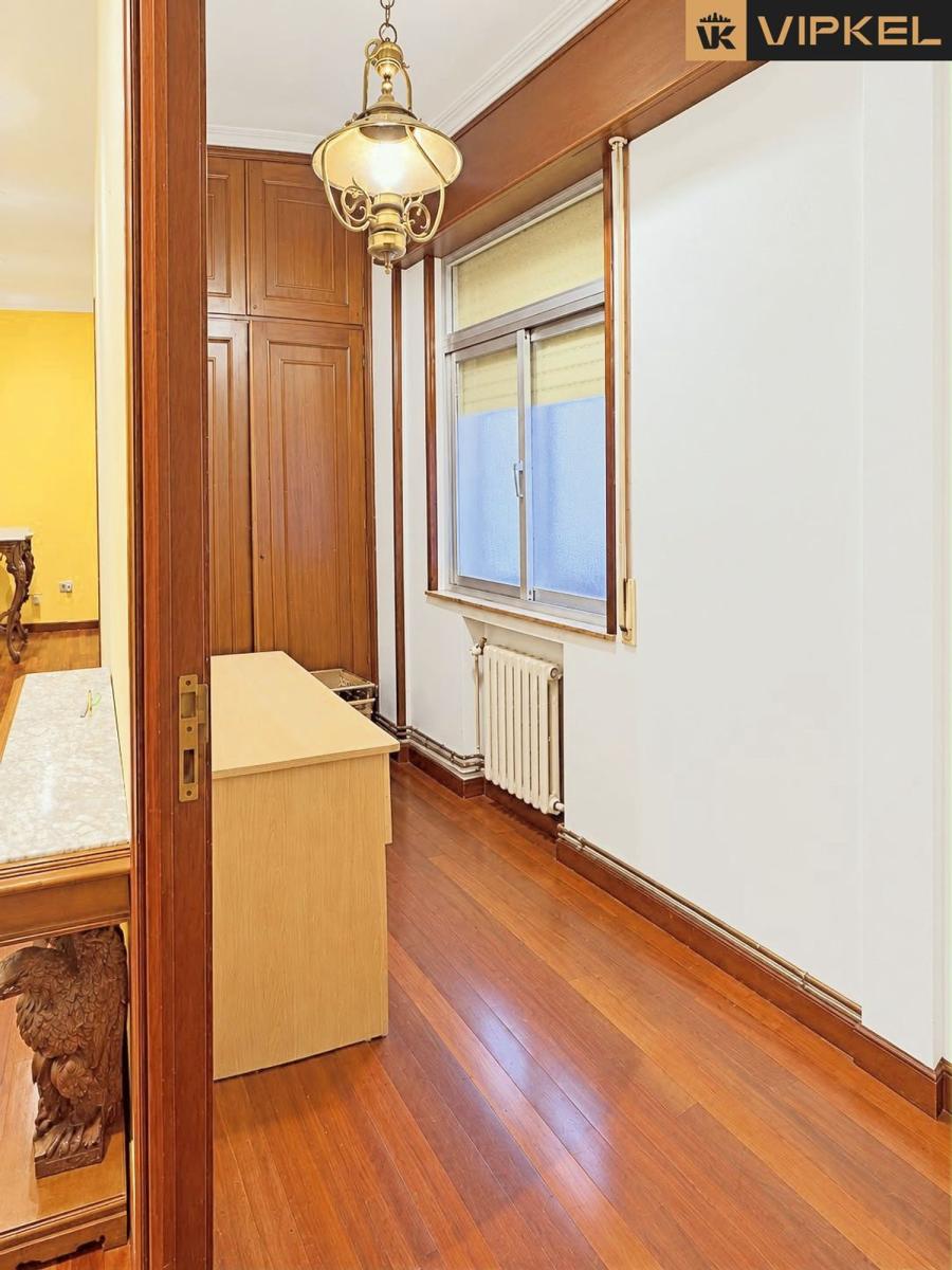 Flat for Sale in Viveiro