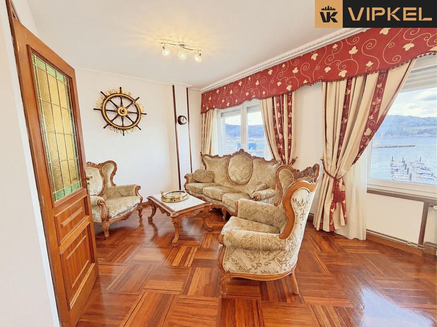 Flat for Sale in Viveiro