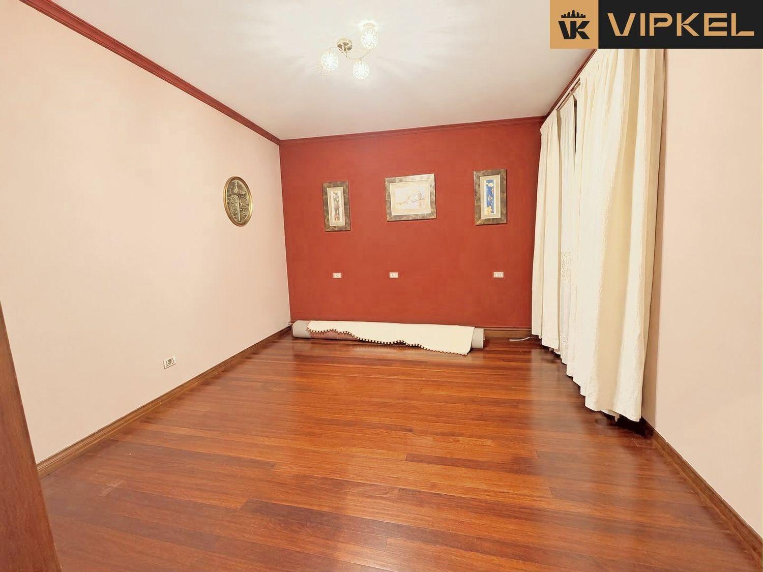 Flat for Sale in Viveiro