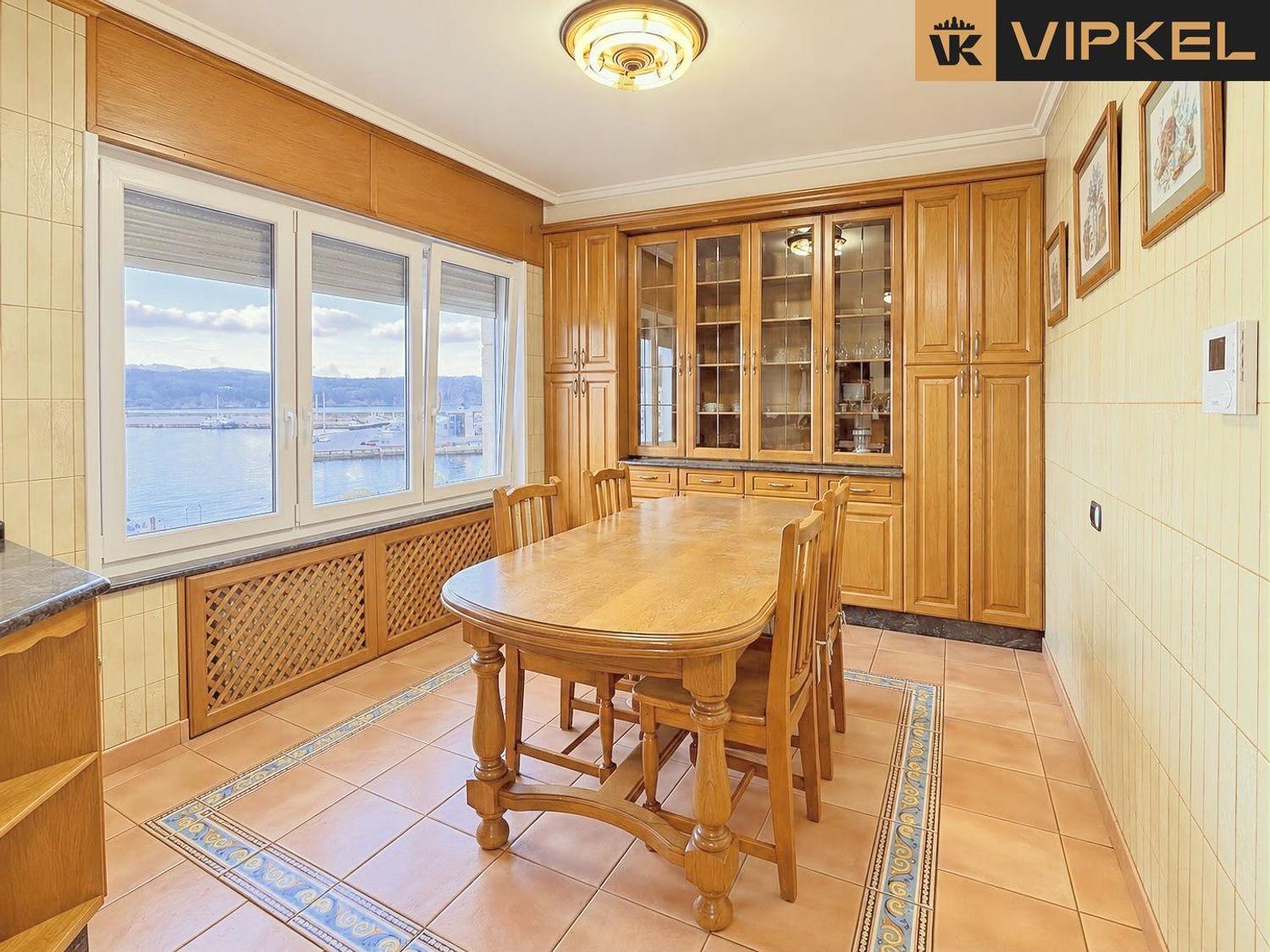 Flat for Sale in Viveiro