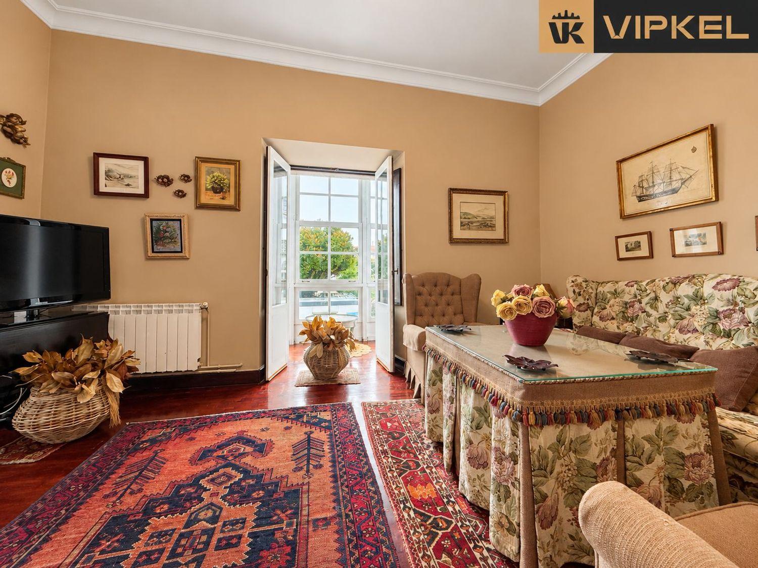 Flat for Sale in Ferrol