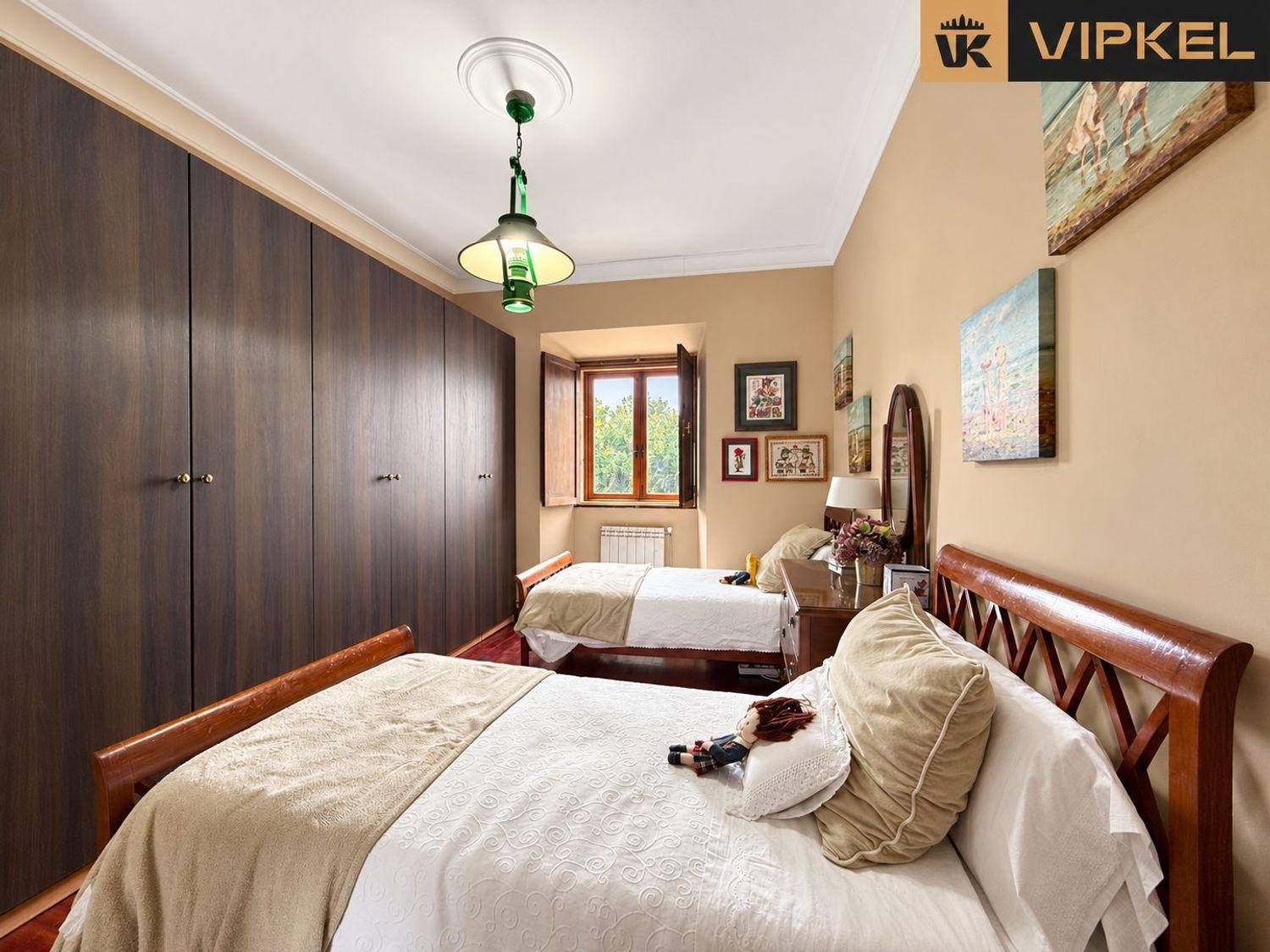 Flat for Sale in Ferrol