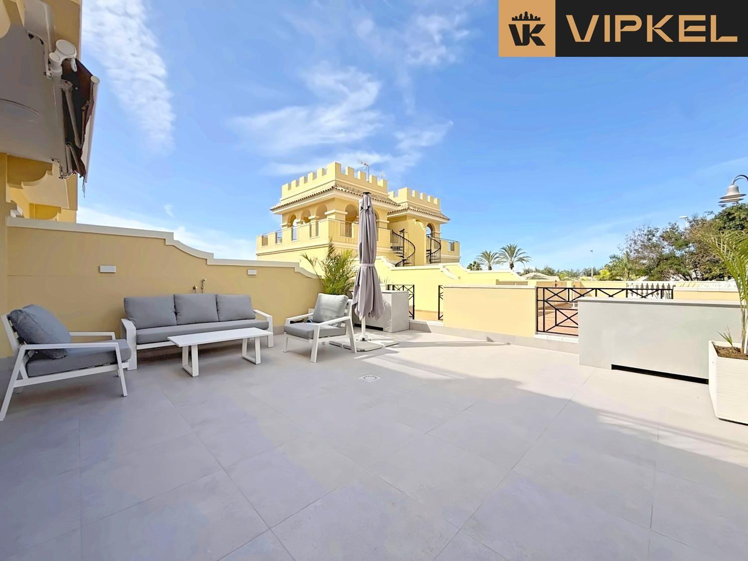 Flat for Sale in Arona