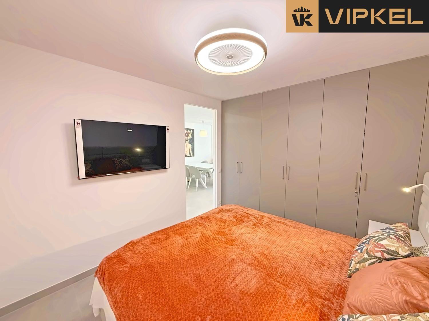 Flat for Sale in Arona