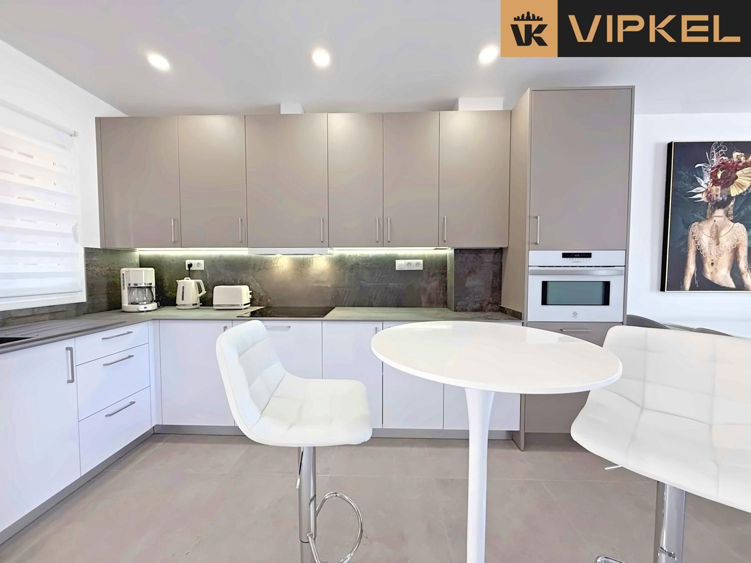 Flat for Sale in Arona
