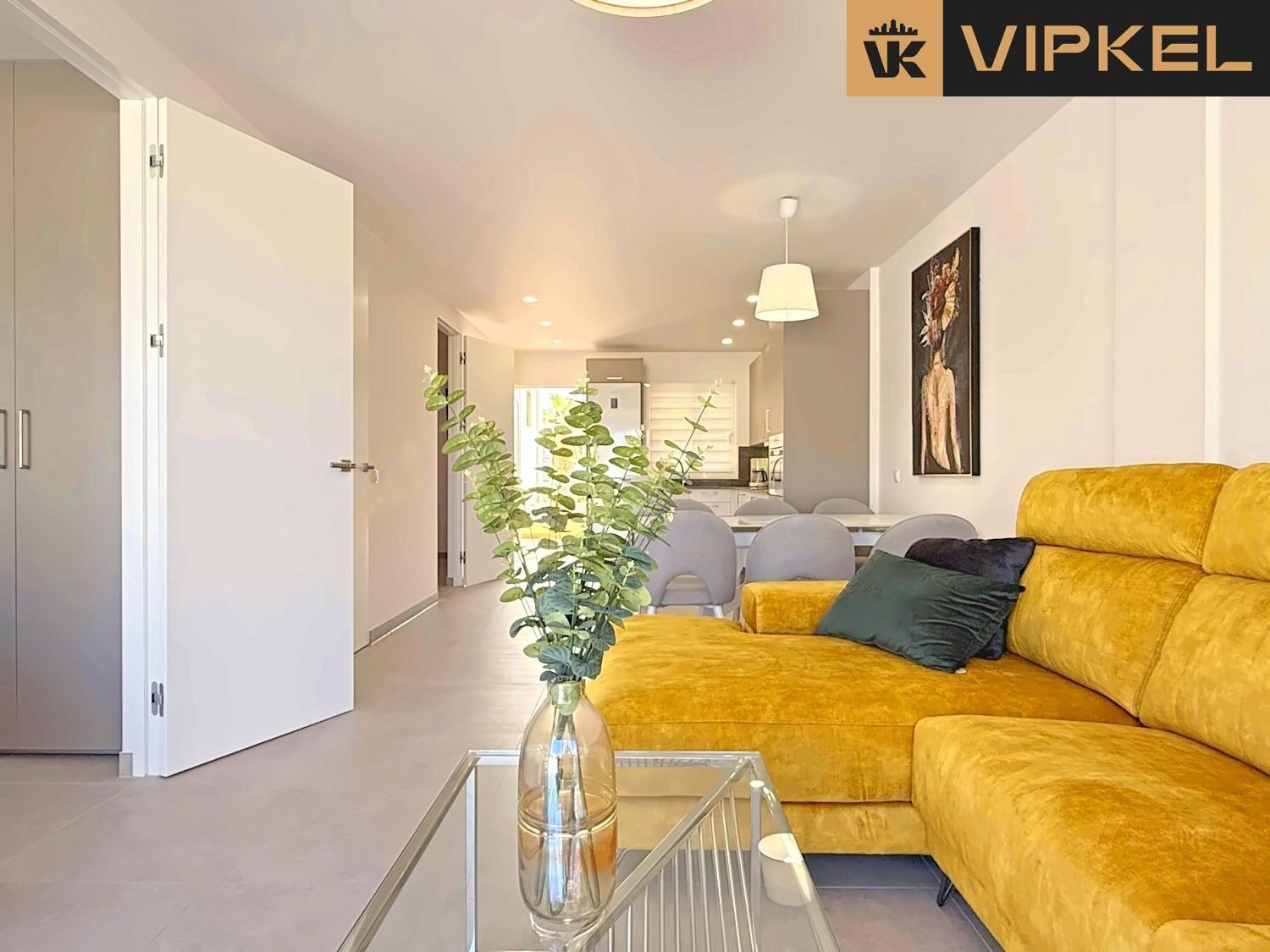 Flat for Sale in Arona