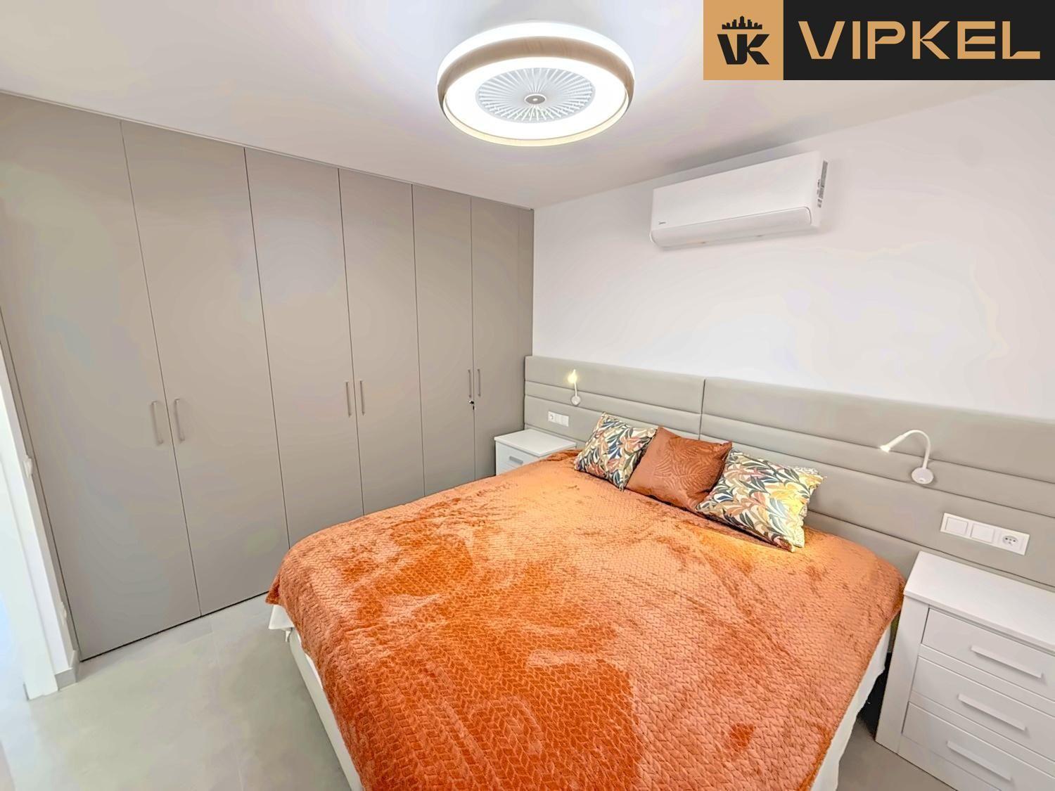 Flat for Sale in Arona