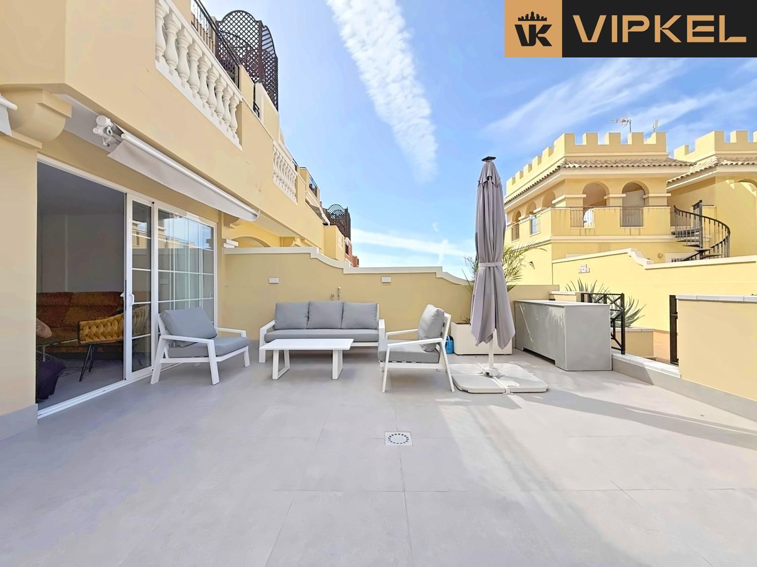 Flat for Sale in Arona