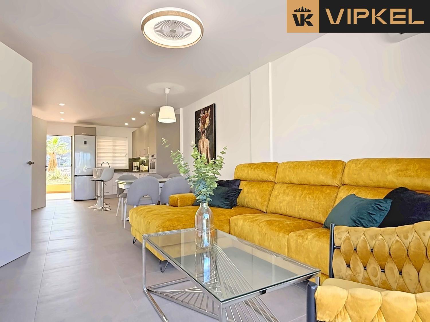 Flat for Sale in Arona