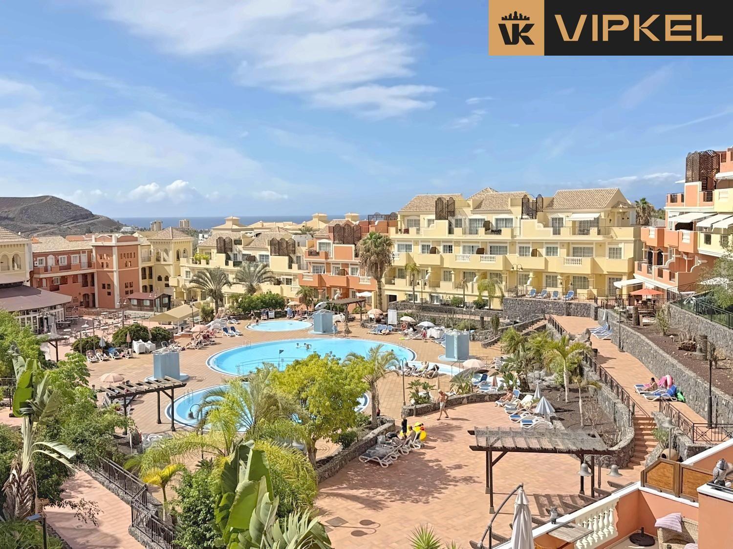 Flat for Sale in Arona