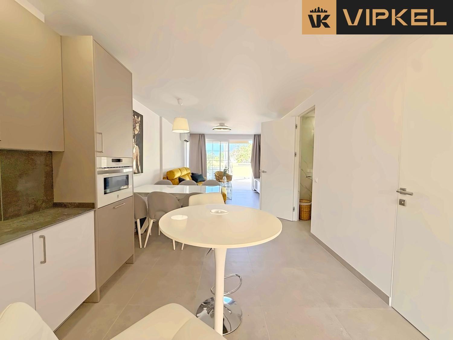 Flat for Sale in Arona