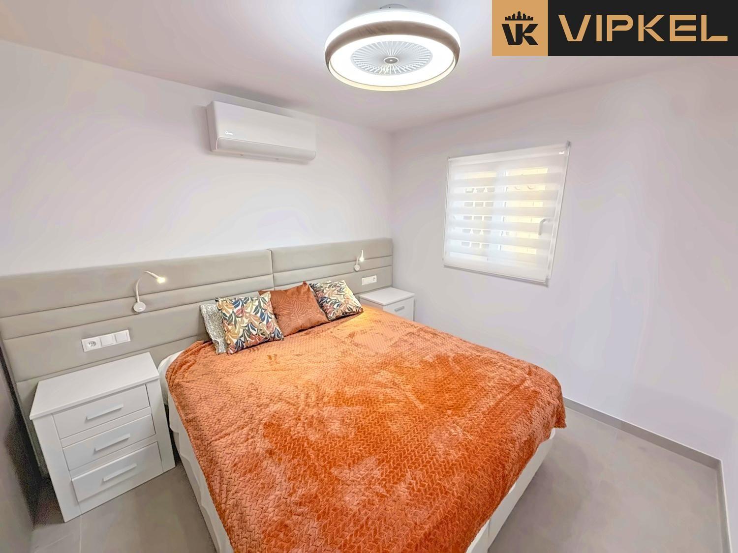 Flat for Sale in Arona