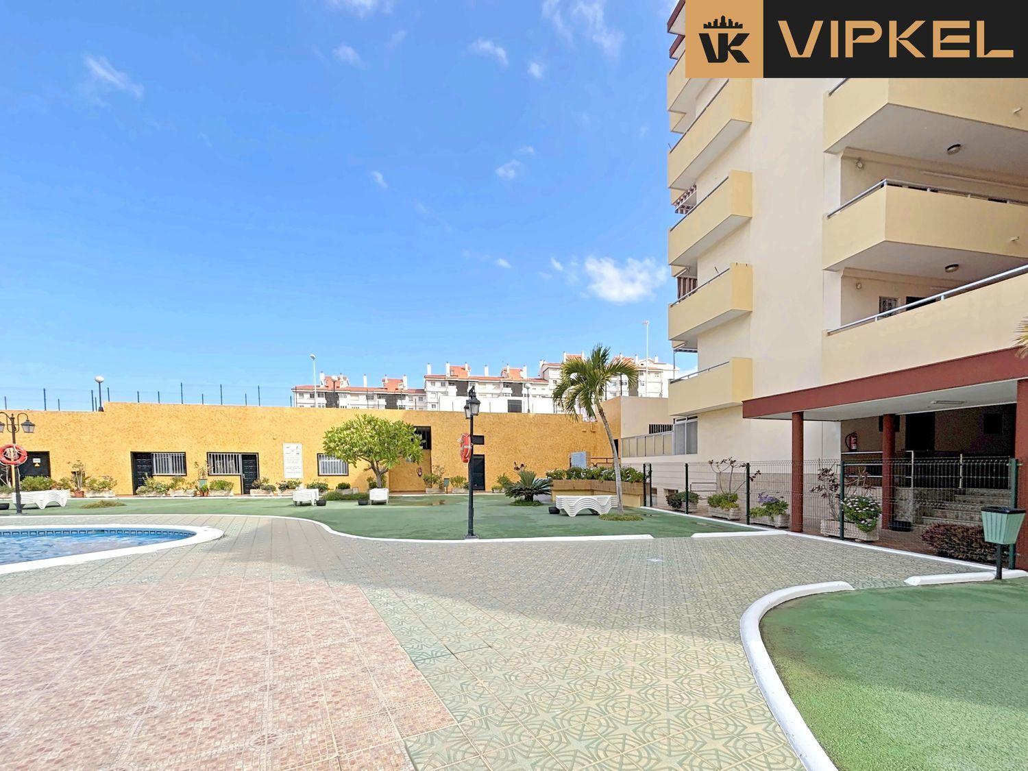 Flat for Sale in Arona