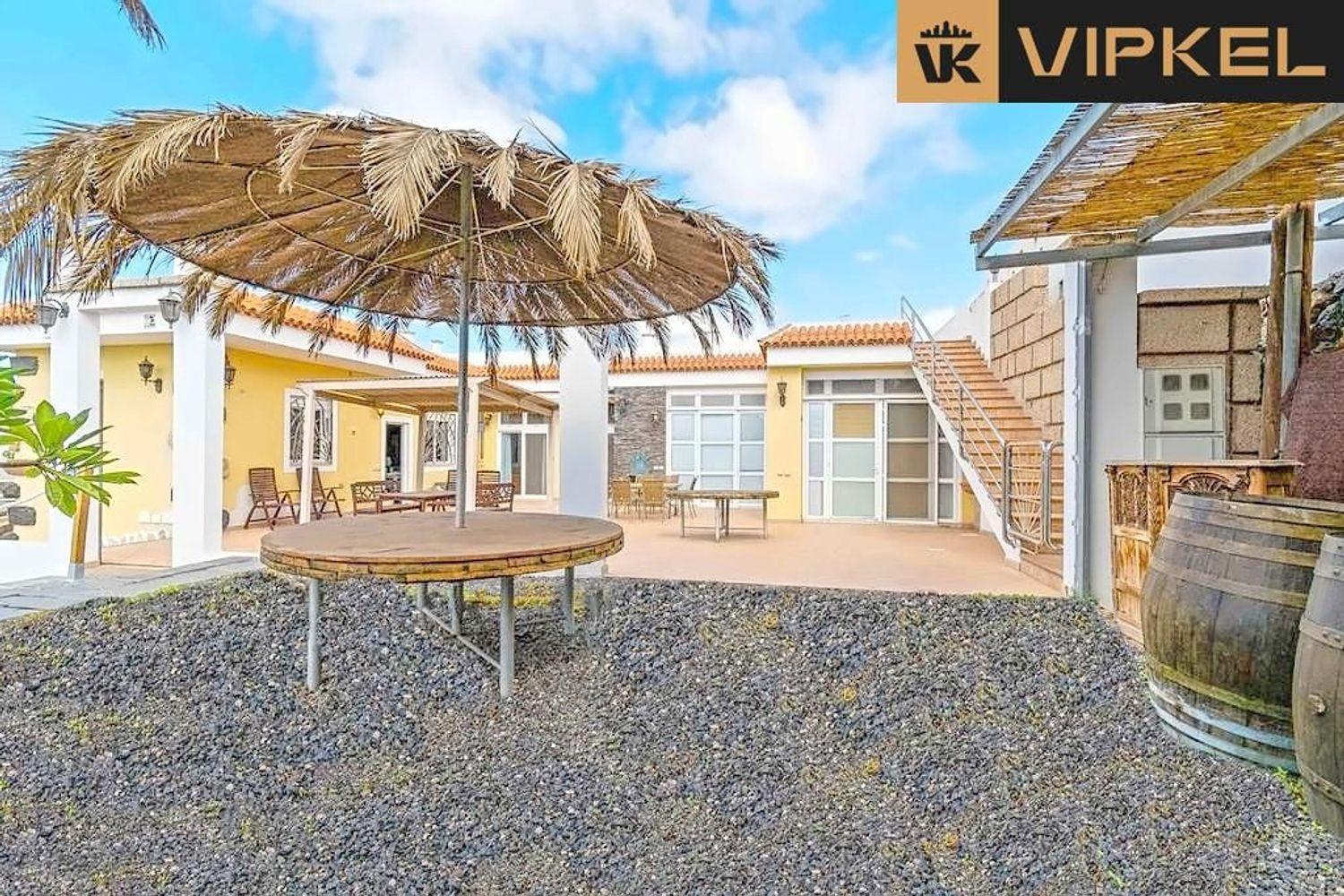 Casa en Venta en Arona