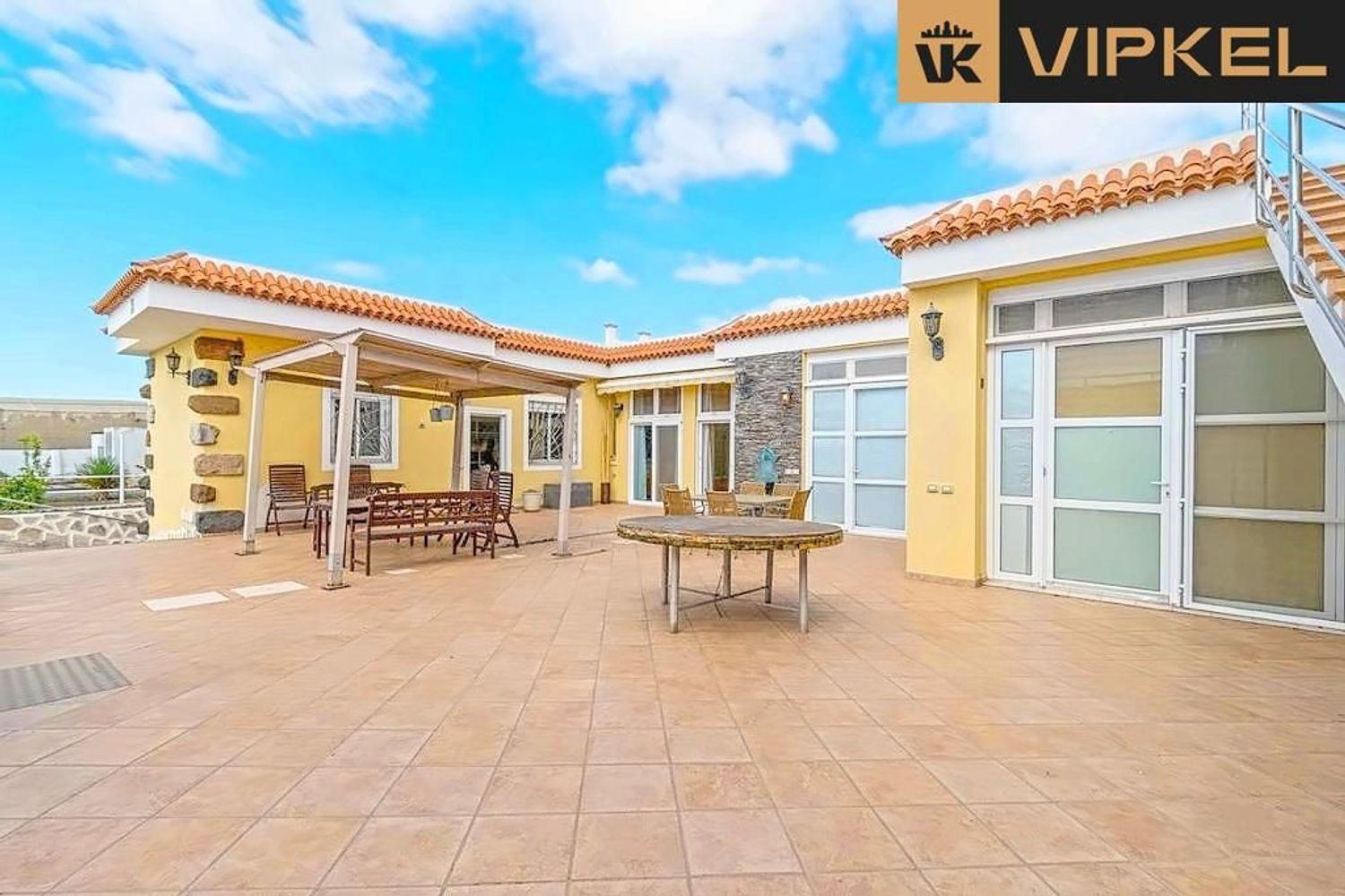 Casa en Venta en Arona