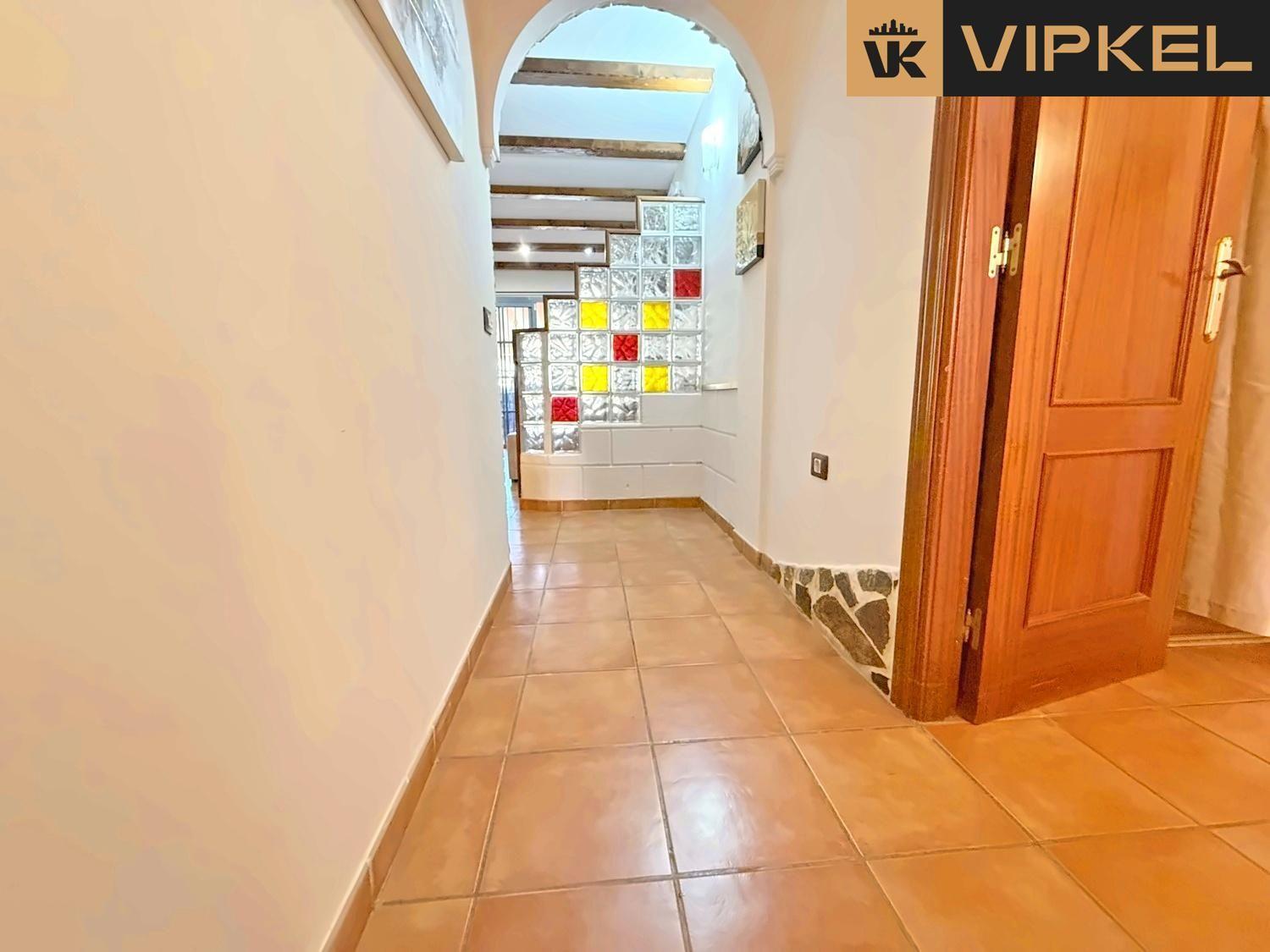 Flat for Sale in Arona