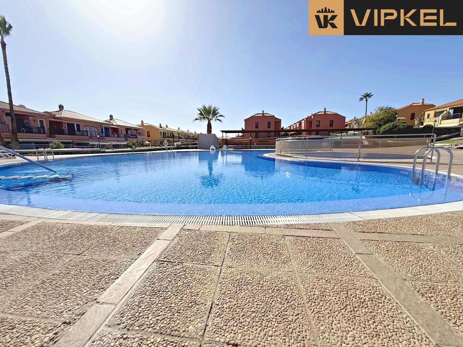 Flat for Sale in Arona