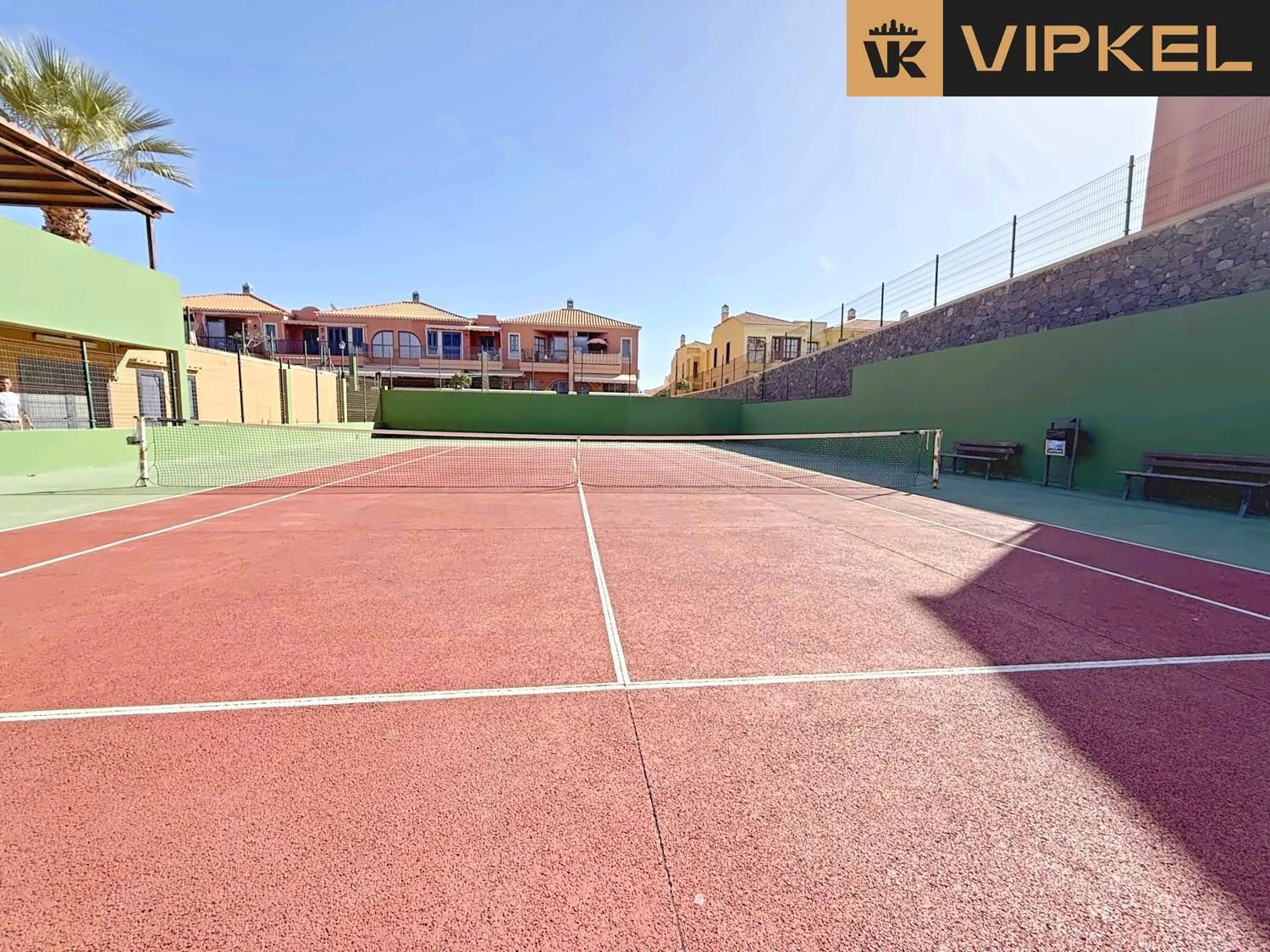 Flat for Sale in Arona