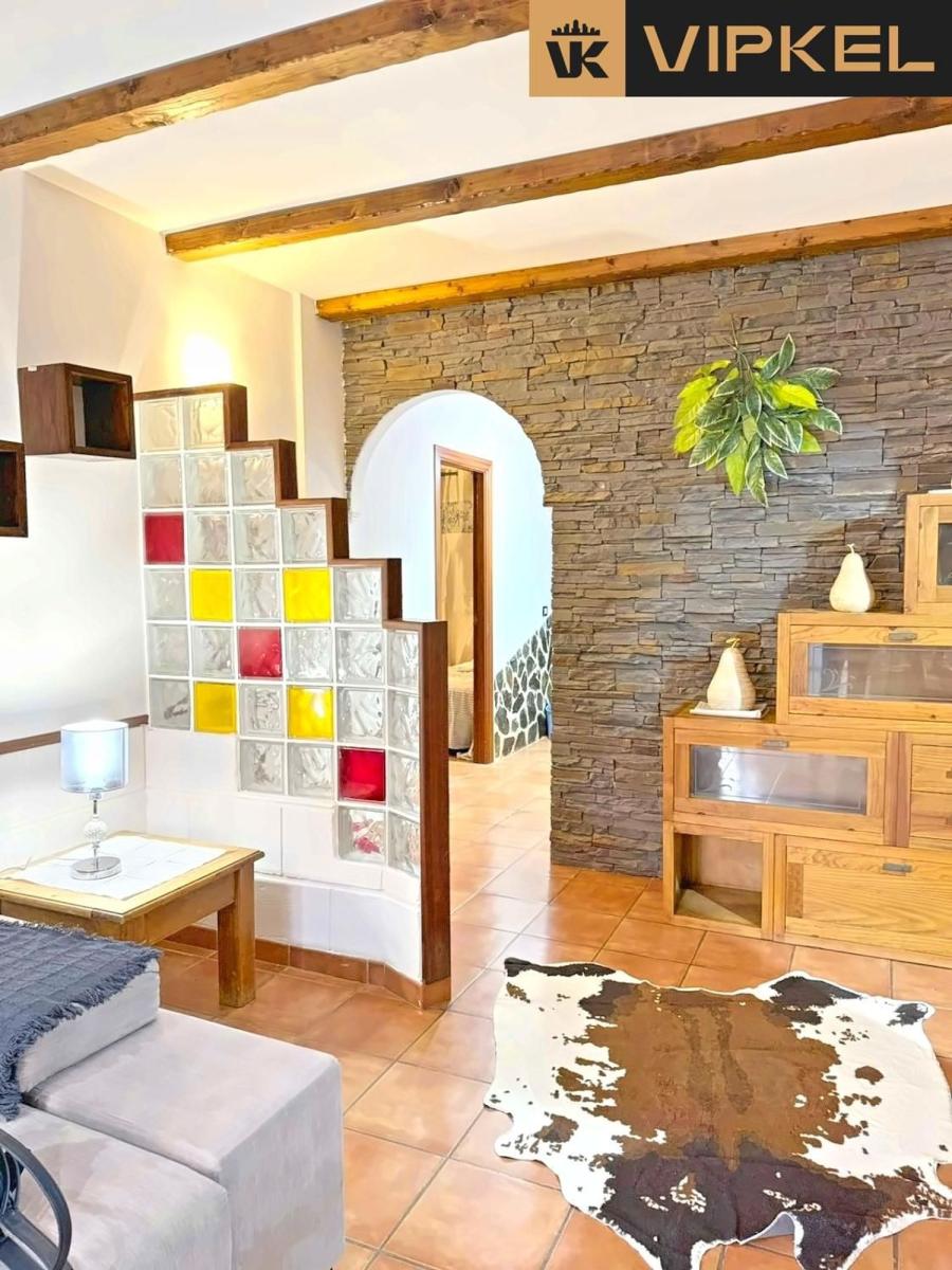 Flat for Sale in Arona