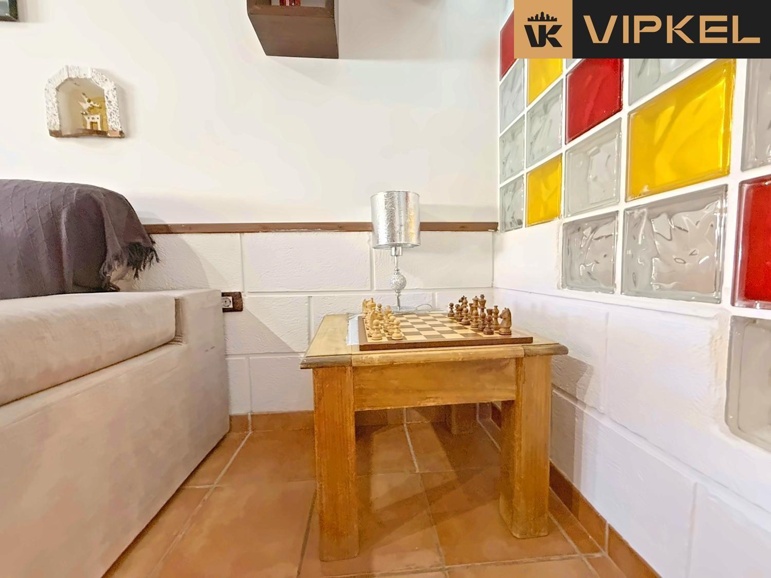 Flat for Sale in Arona