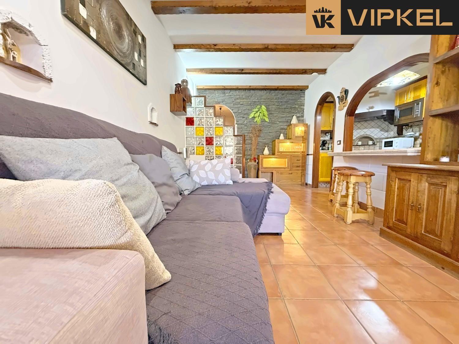 Flat for Sale in Arona